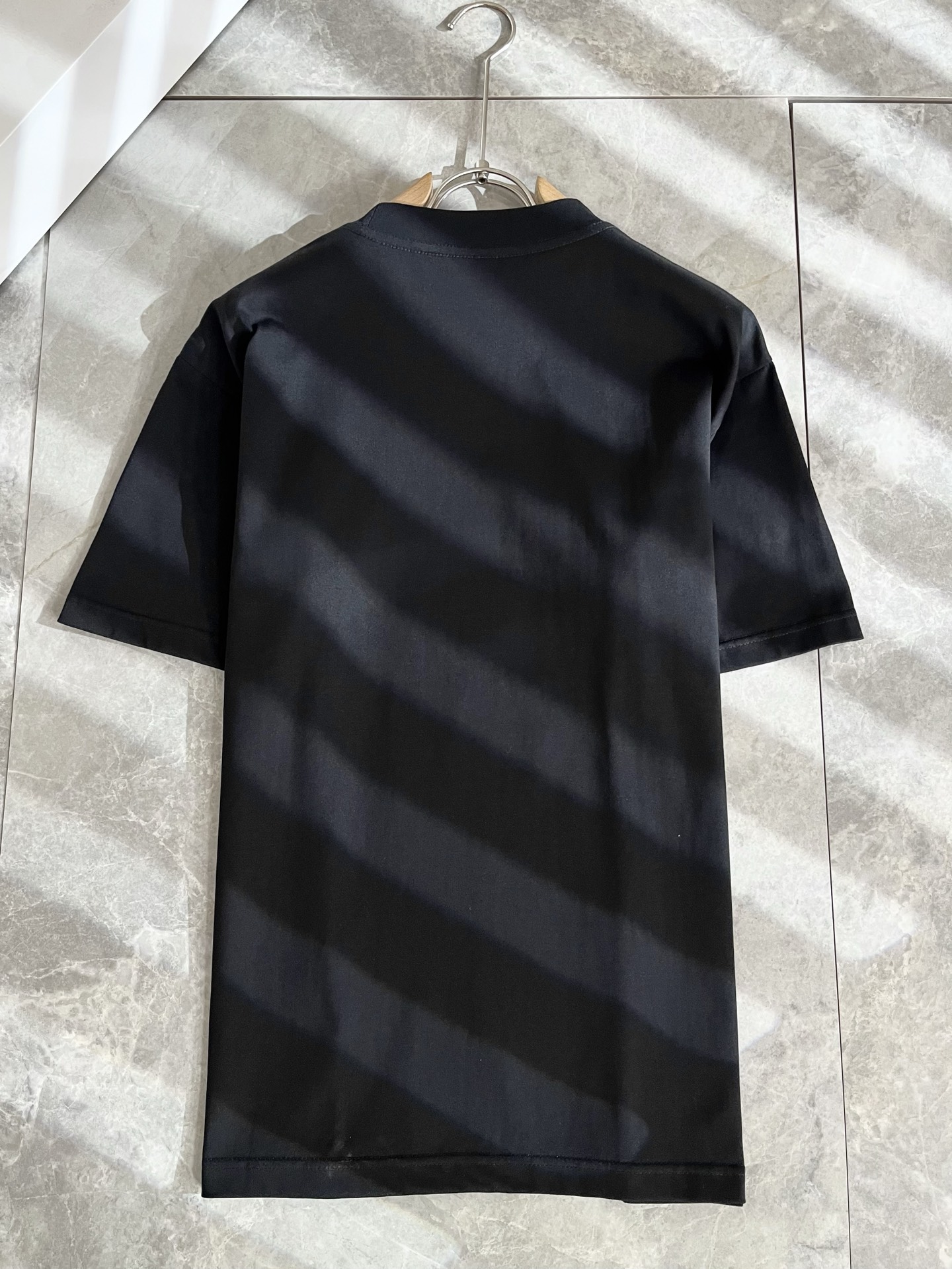 BALENCI*GA巴黎*家 2025春夏新款男女同款👫短袖T恤！走秀图案印花时尚休闲短袖T恤衫！设计l