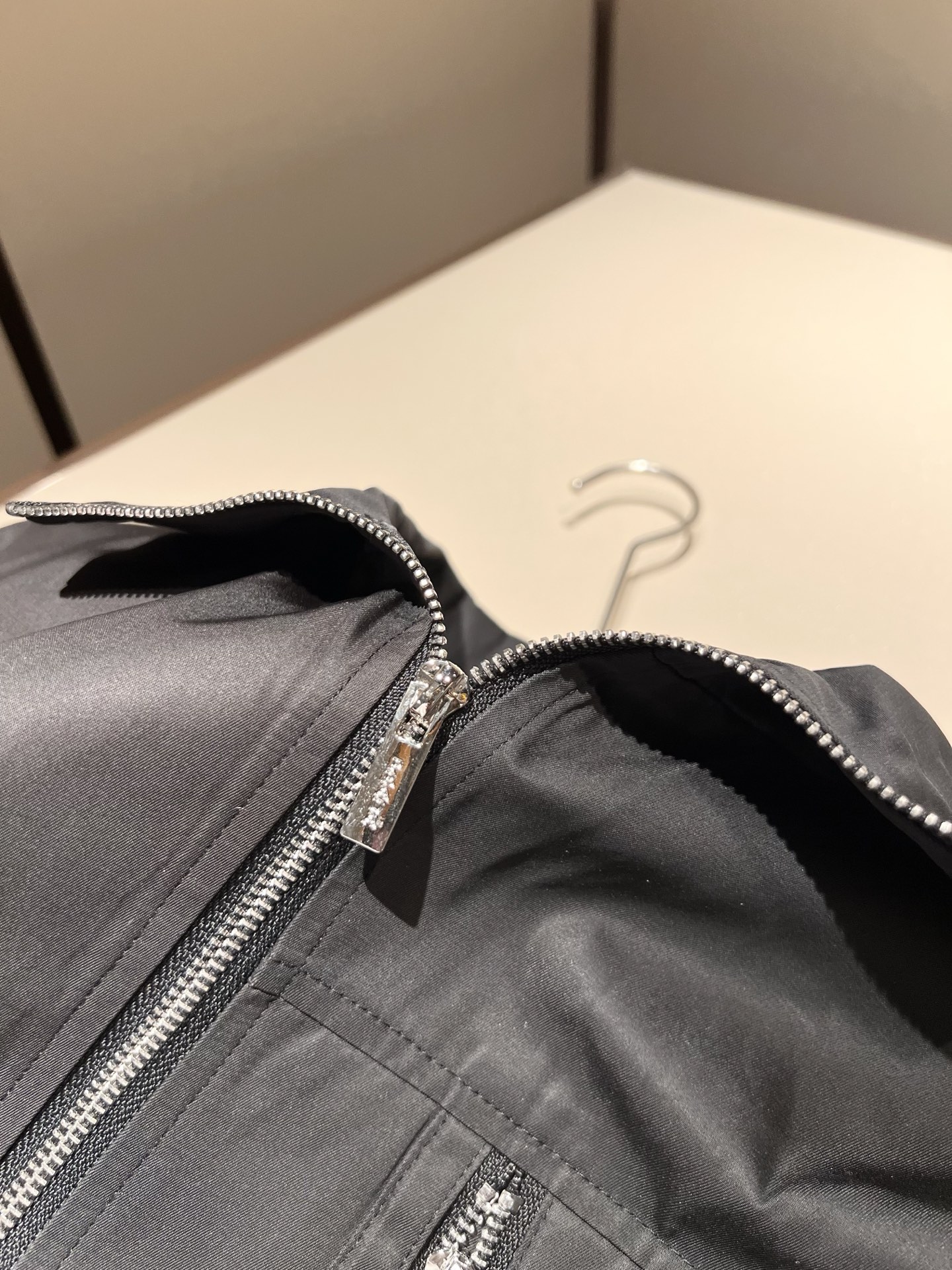 PRAD*A普*达2025秋冬休闲夹克外套，最新时尚休闲拉链夹克，时尚夹克外套!贸易公司渠道稀出，同步官