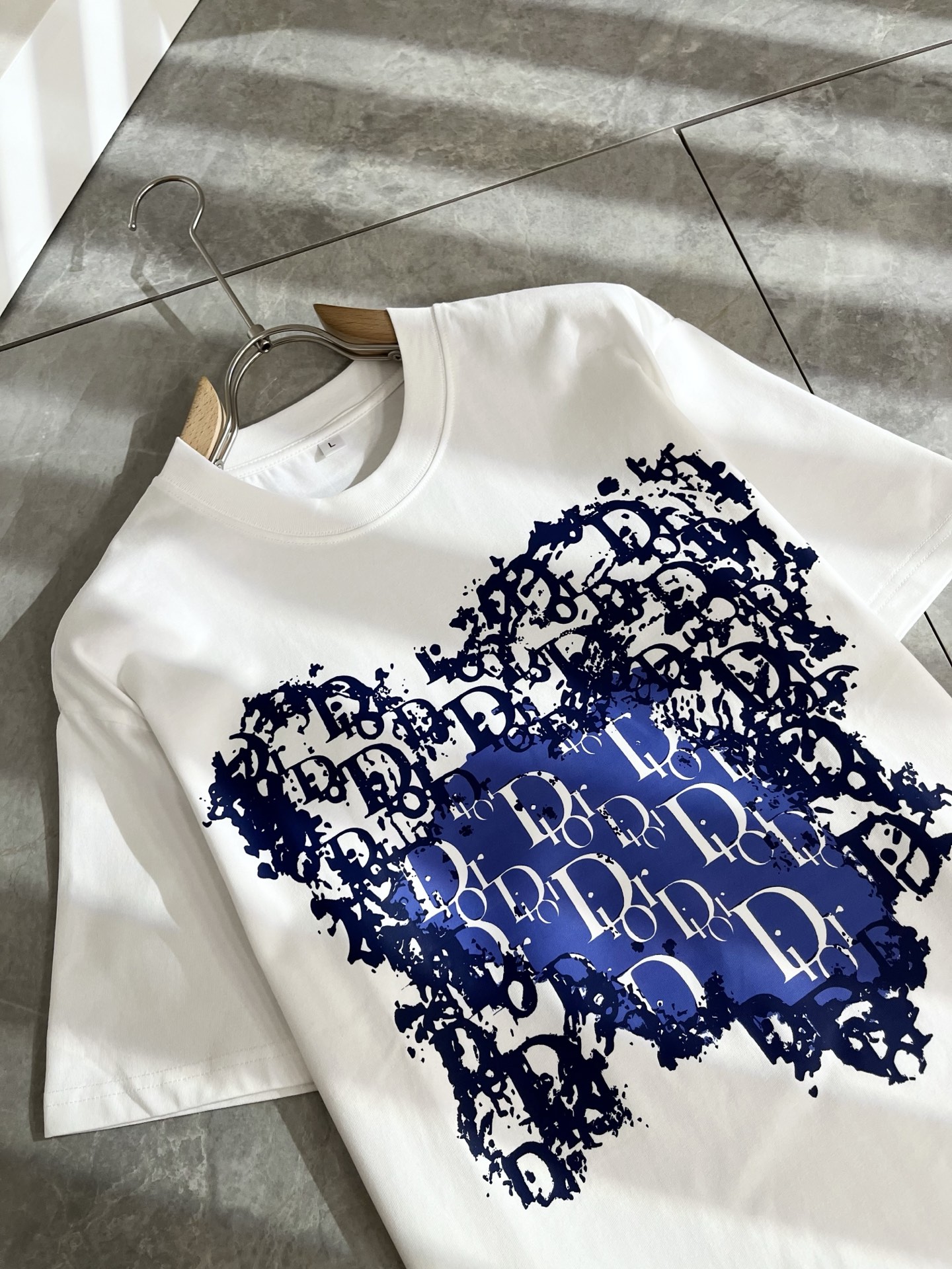 Dio*迪家 2025春夏新款男女同款👫短袖T恤，专柜同步发售！定制专属260克纯棉面料，定制原版工艺螺