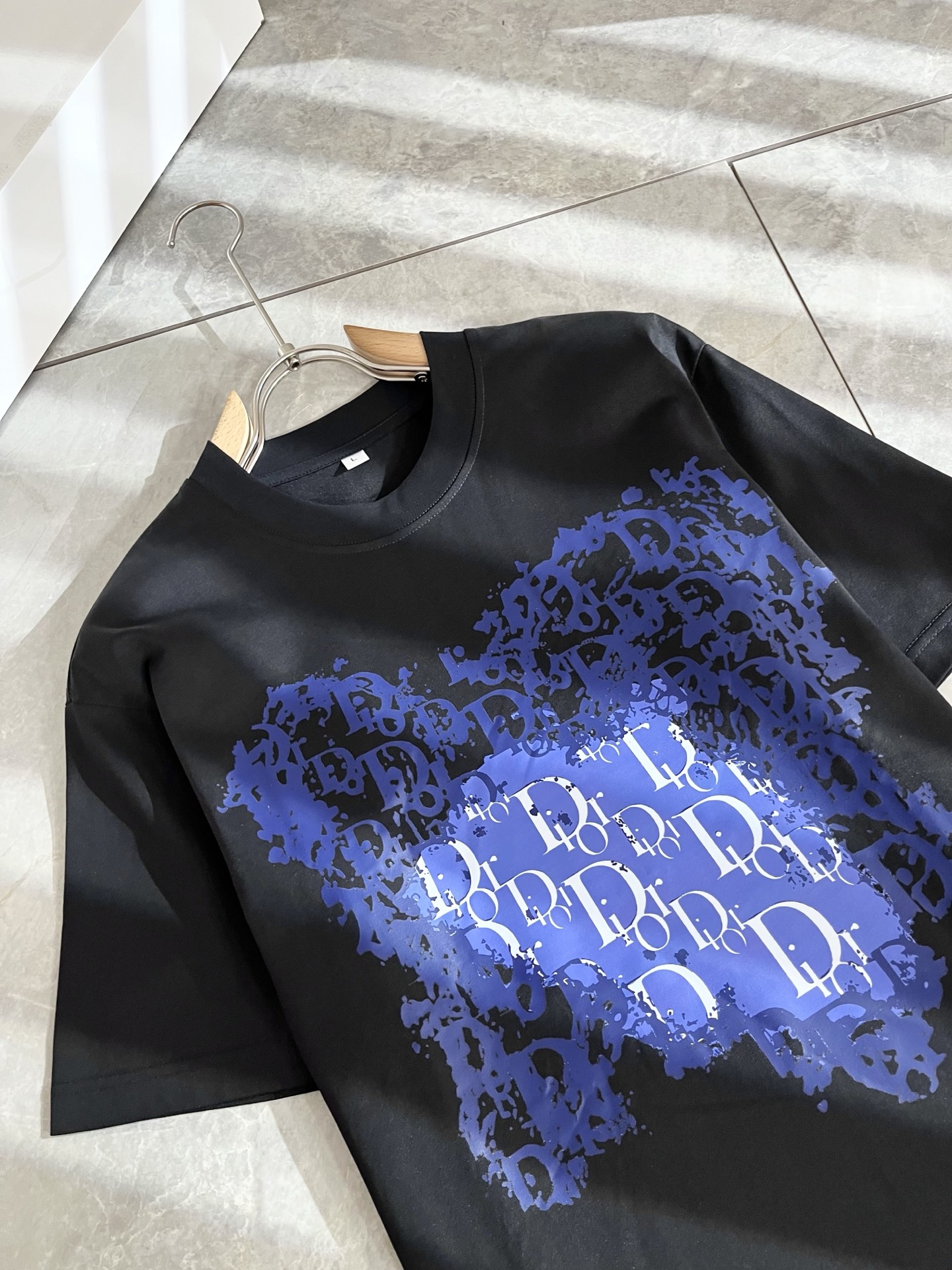 Dio*迪家 2025春夏新款男女同款👫短袖T恤，专柜同步发售！定制专属260克纯棉面料，定制原版工艺螺