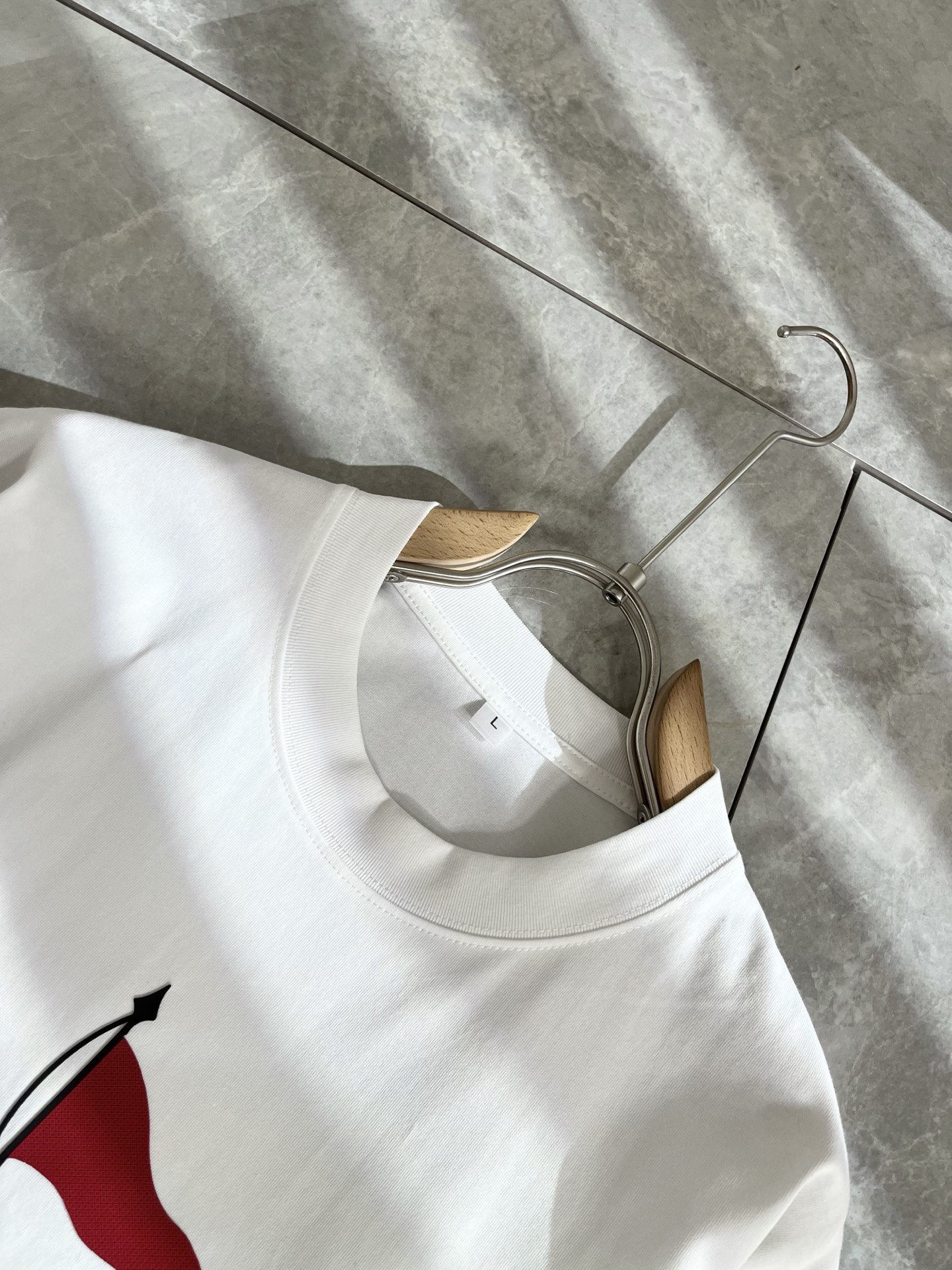 BURBER*Y巴*莉2025春夏新品男女同款👫短袖T恤，重磅来袭，最近比较火热的环保纯棉面料制作而成，