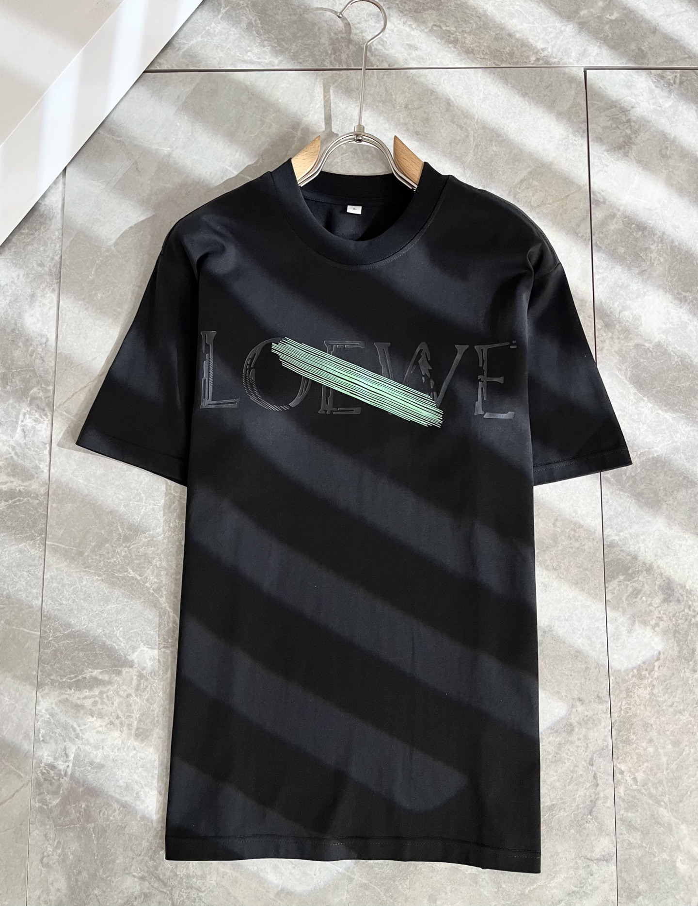 LOE*WE罗*威 2025春夏新款男女同款👫短袖T恤，意大利原厂订单渠道，极具个性高级风，标志logo