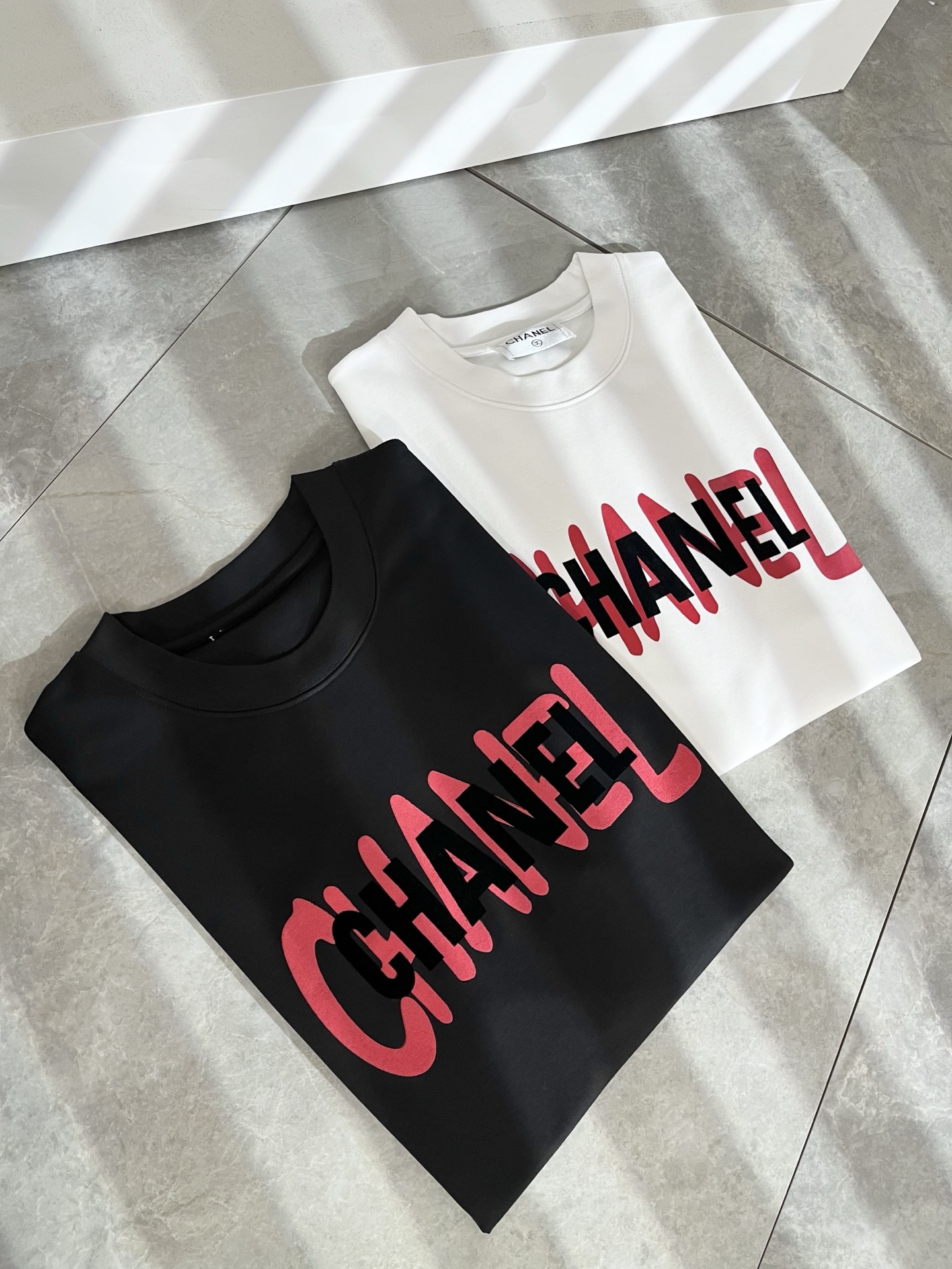 CELIN*瑟琳 2025春夏新款时尚休闲圆领短袖T恤，经典男女同款情侣👫短袖T恤衫！贸易公司渠道稀出，