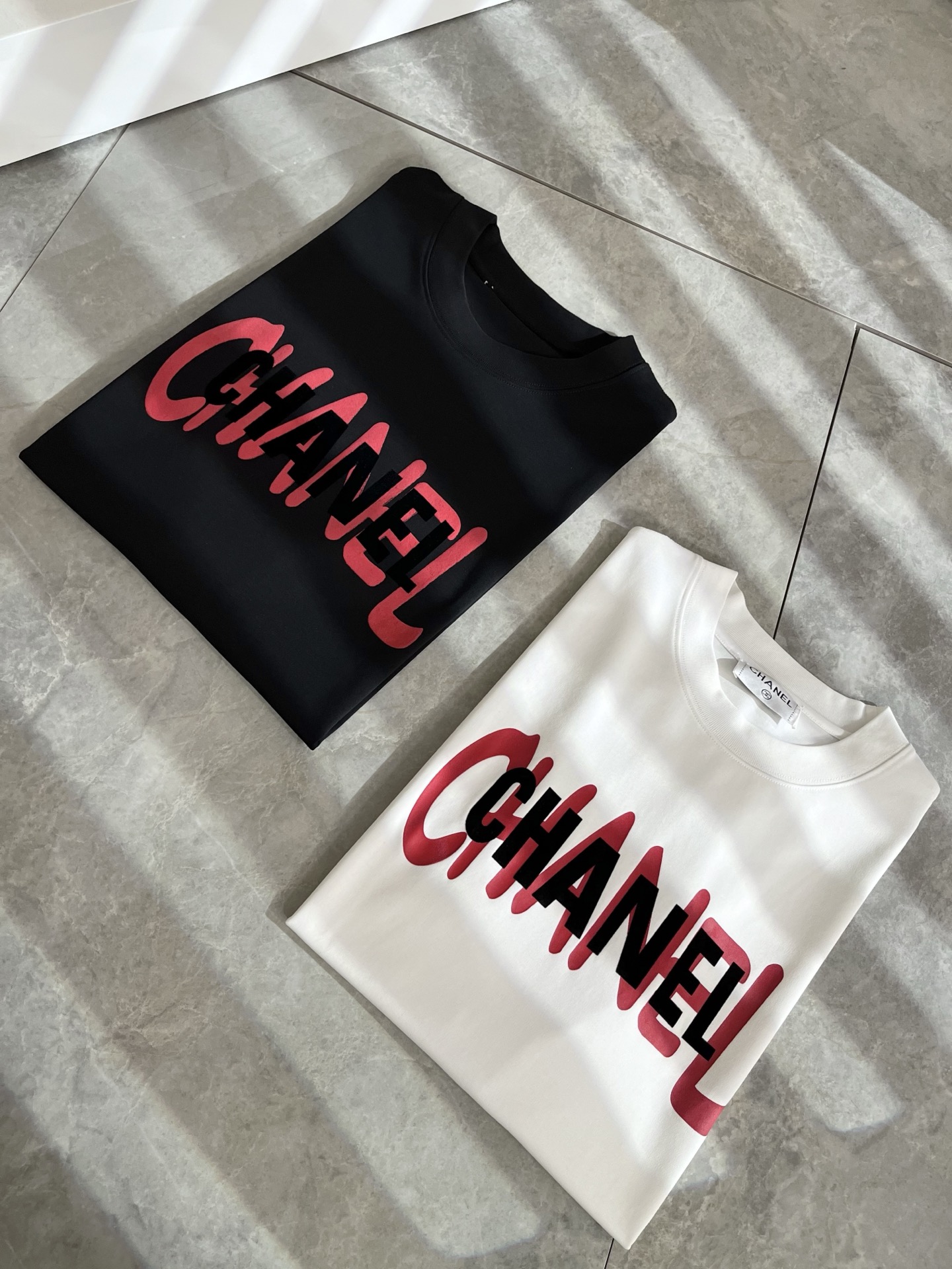 CELIN*瑟琳 2025春夏新款时尚休闲圆领短袖T恤，经典男女同款情侣👫短袖T恤衫！贸易公司渠道稀出，