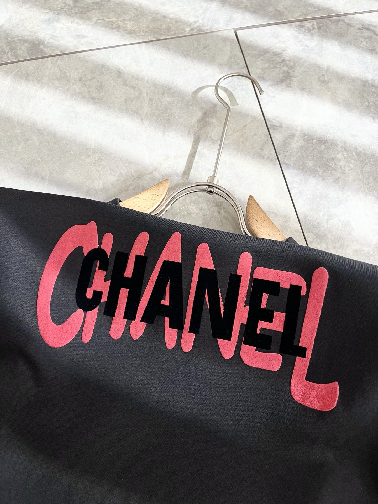 CELIN*瑟琳 2025春夏新款时尚休闲圆领短袖T恤，经典男女同款情侣👫短袖T恤衫！贸易公司渠道稀出，