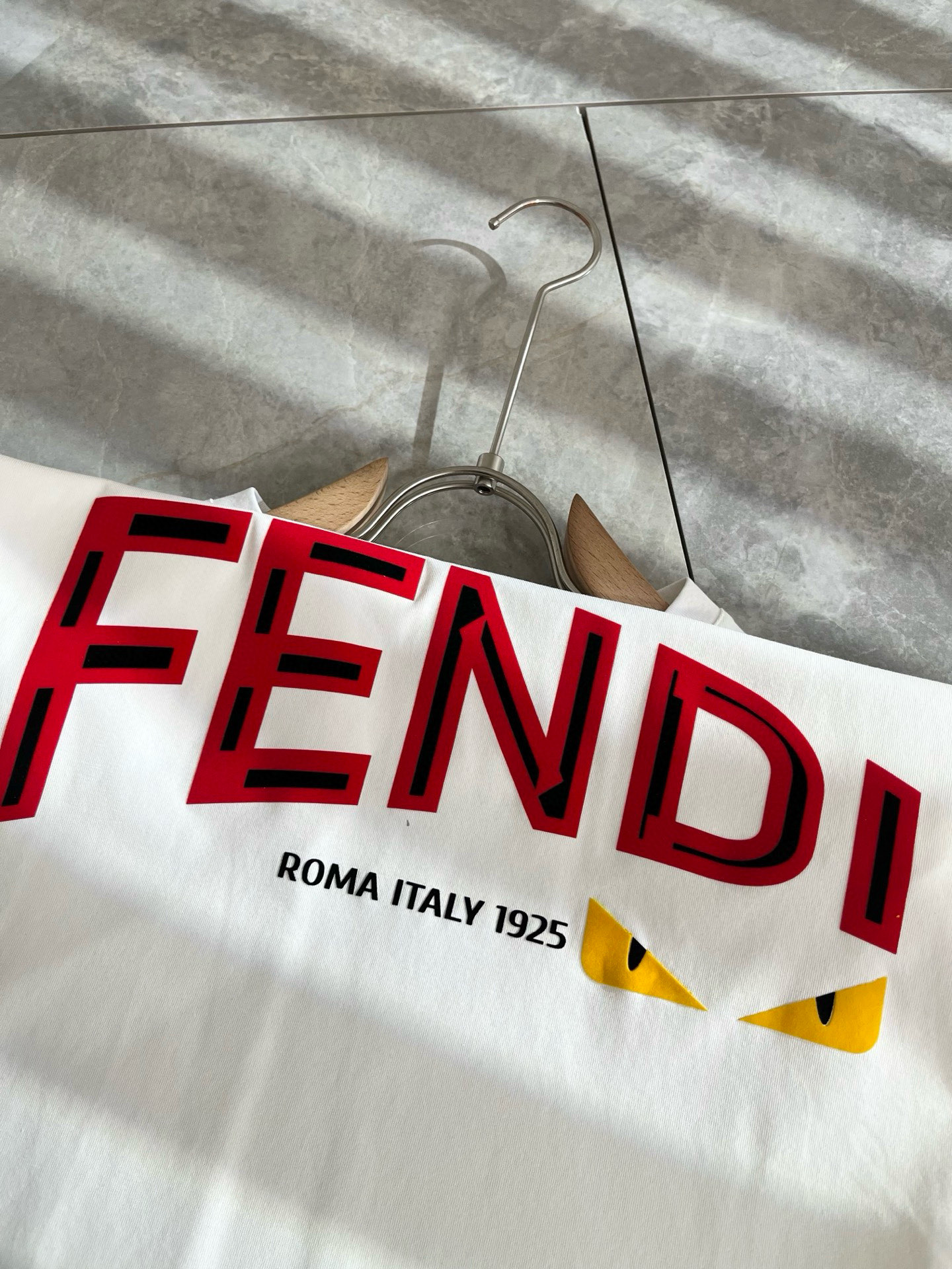 FEN*I 芬*迪2025春夏新款FD家族FF男女同款👫短袖T恤，男女同款👫百搭极简短袖。意大利原厂订单