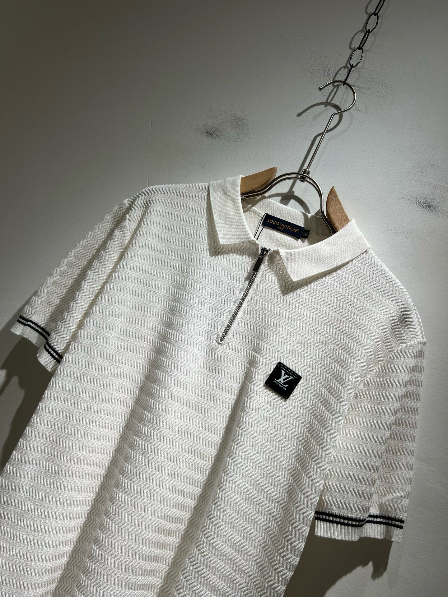 Louis Vuit*on 2025春夏路易家族轻奢翻领针织短袖！路易家族的新高端，细节品质永远的那么完