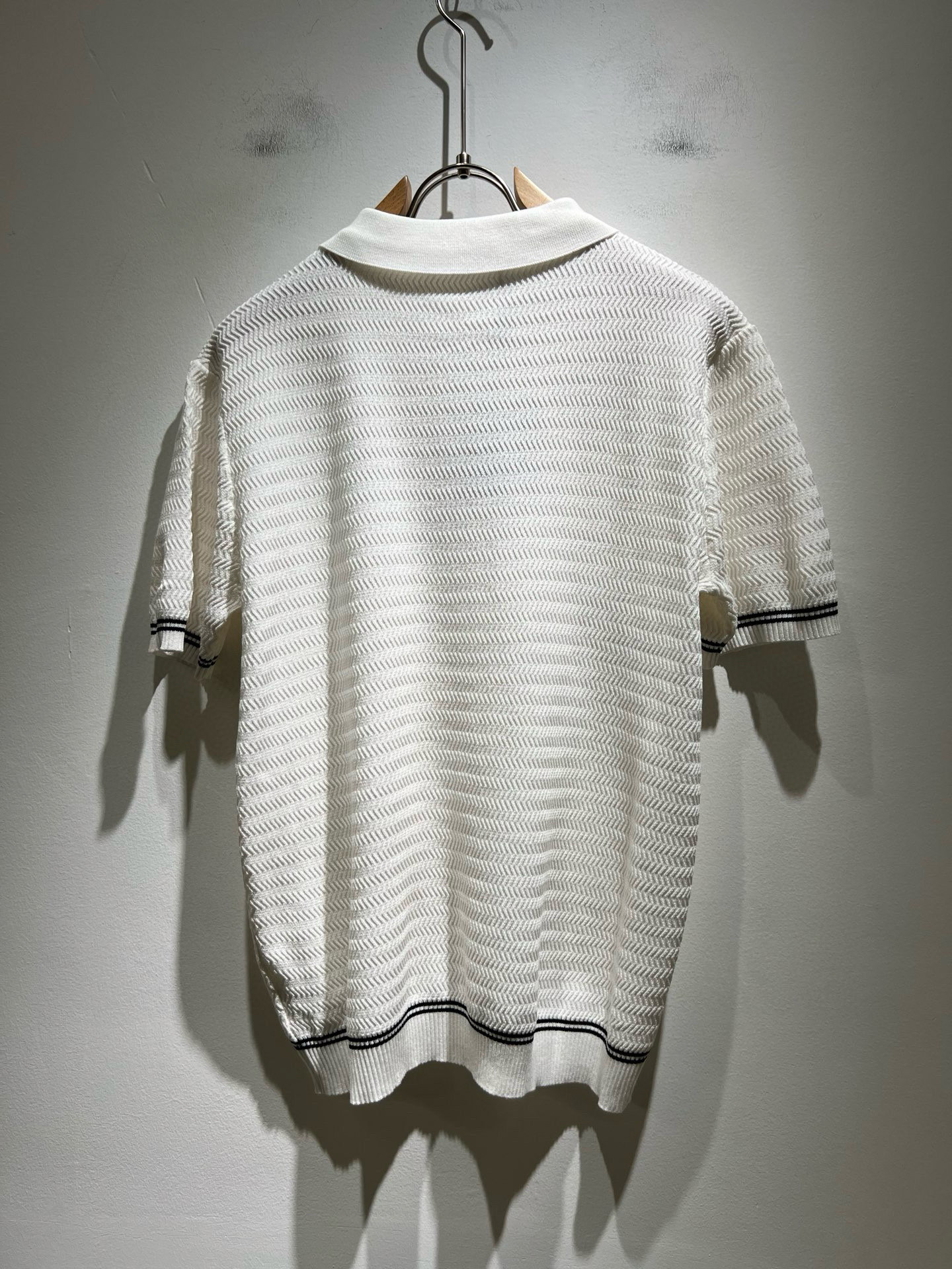 Louis Vuit*on 2025春夏路易家族轻奢翻领针织短袖！路易家族的新高端，细节品质永远的那么完