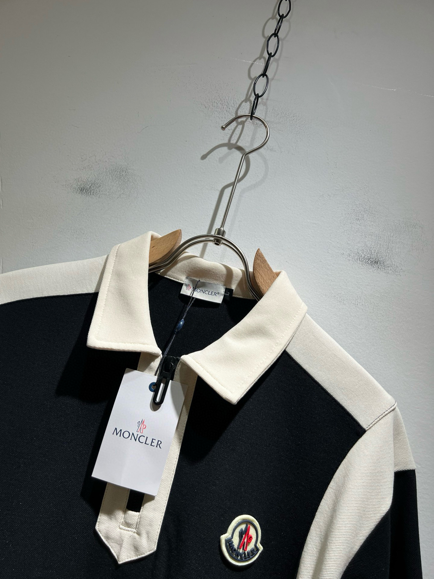 MON蒙**口2025春夏新款男士原单男士短袖POLO衫，贸易公司货，官网同步发售！此类型的基础单品是每