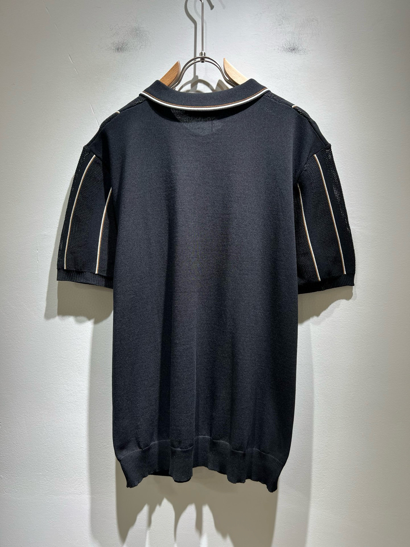 Louis Vuit*on 2025春夏路易家族轻奢翻领针织短袖！路易家族的新高端，细节品质永远的那么完