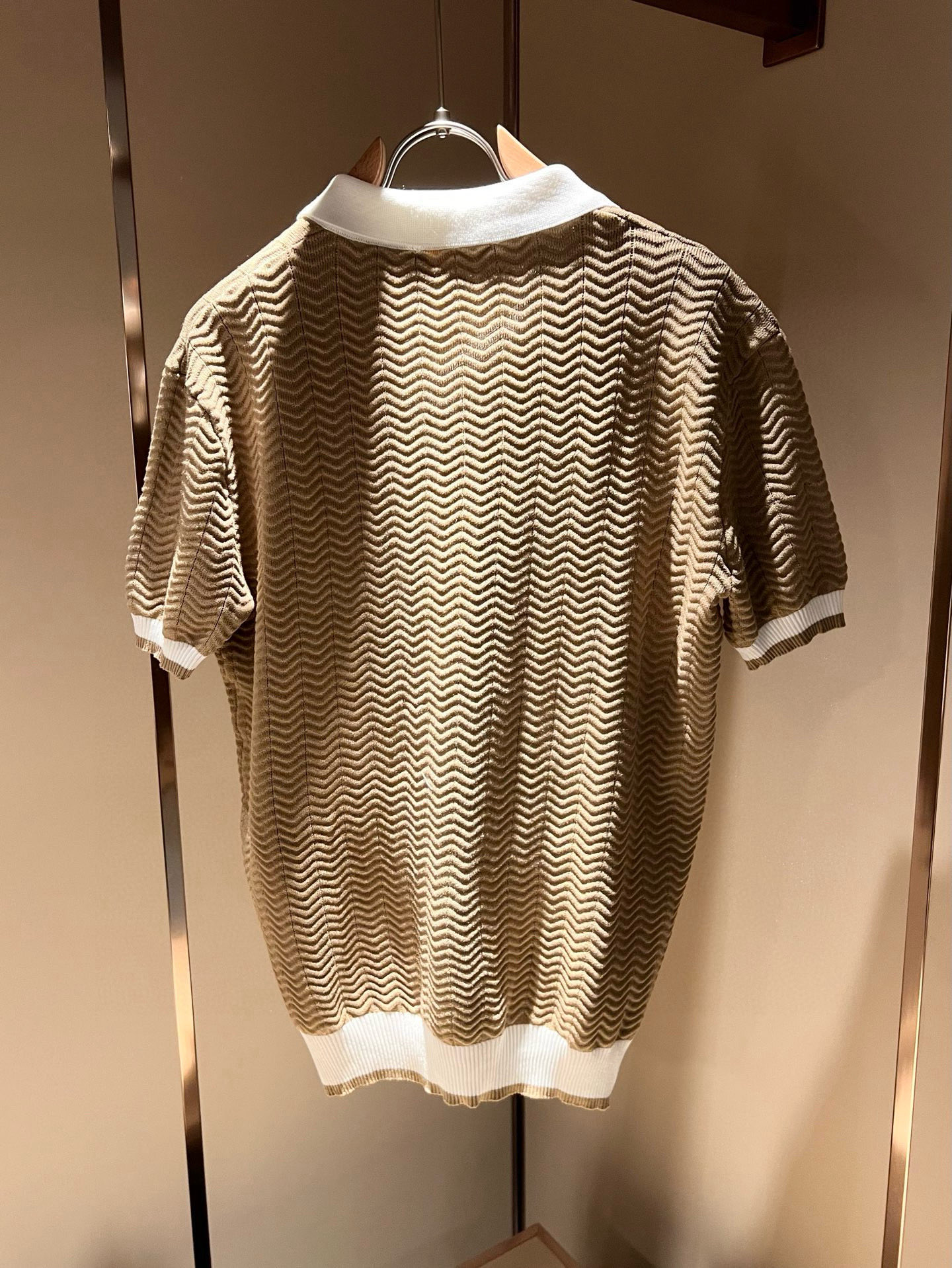 Louis Vuit*on 2025春夏路易家族轻奢翻领针织短袖！路易家族的新高端，细节品质永远的那么完