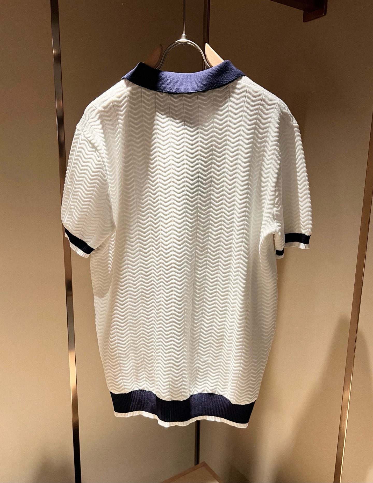 Louis Vuit*on 2025春夏路易家族轻奢翻领针织短袖！路易家族的新高端，细节品质永远的那么完