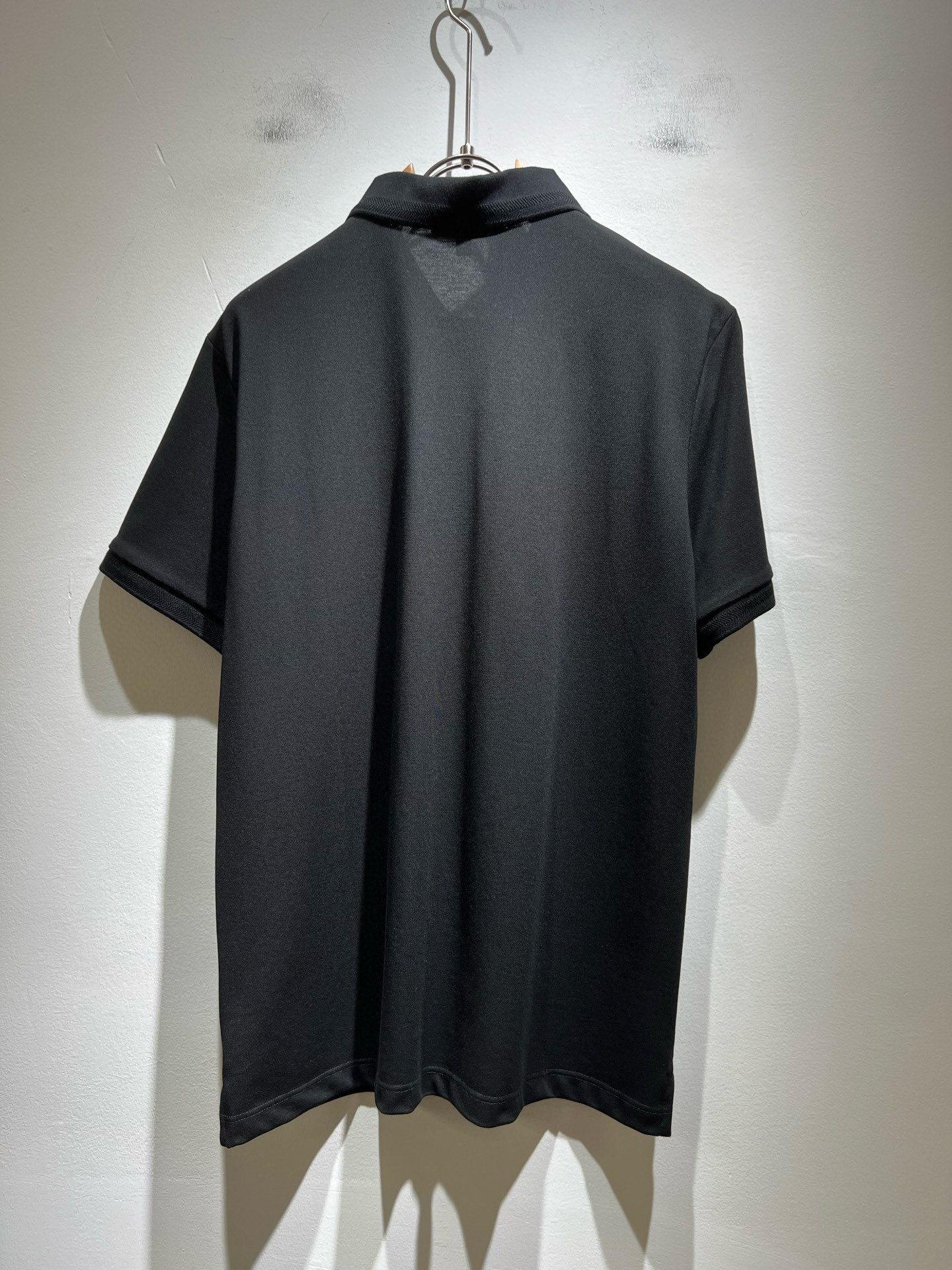 Bur*erry 巴*莉 2025春夏新款男士短袖Polo衫，品牌最新设计元素！既不单调也不复杂,恰到好