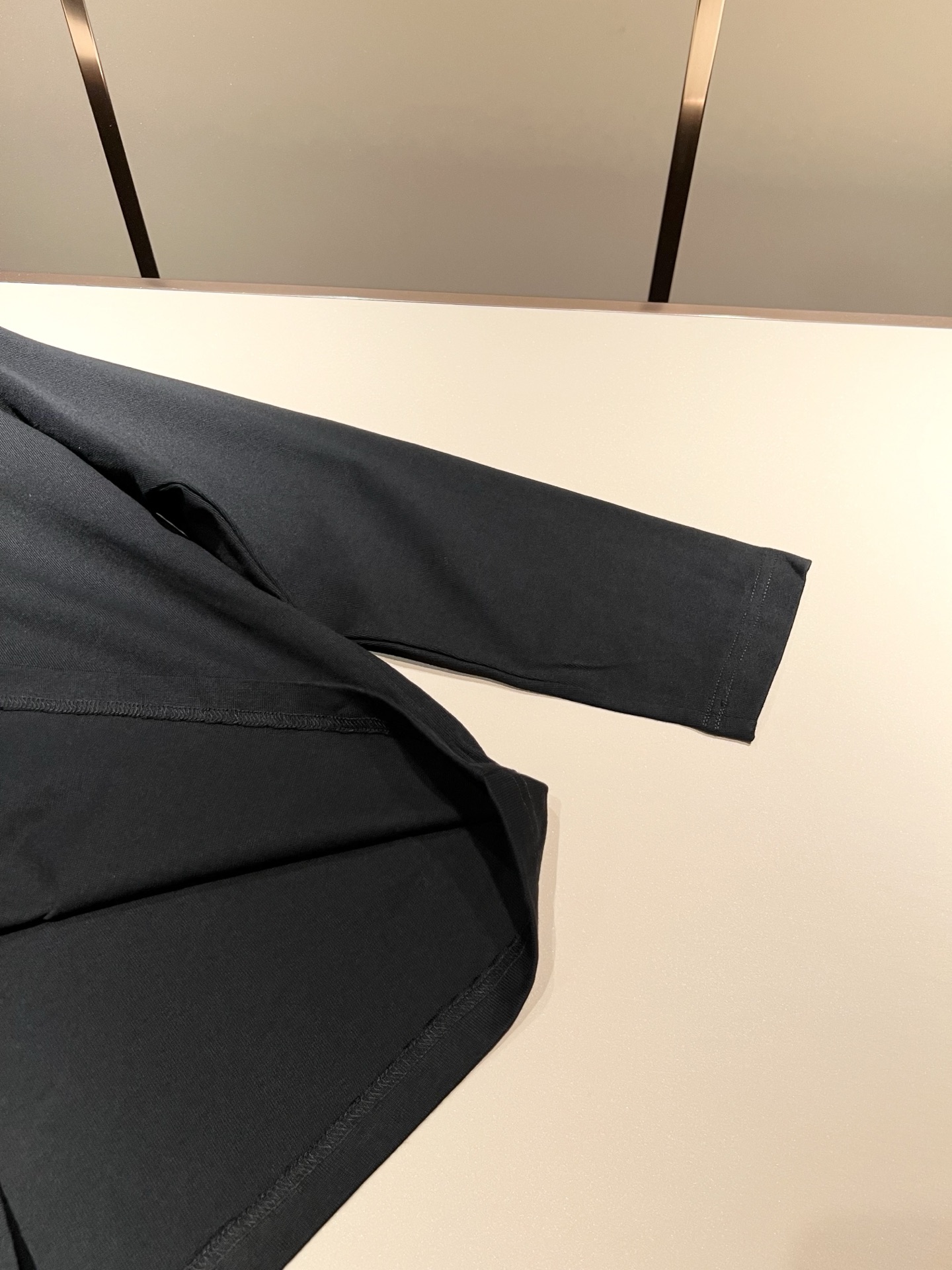 ARCTER*X始*祖鸟 2025春夏新款男士打底衫，户外品牌可能大家第一想到的就是加拿大鹅、始祖鸟。给