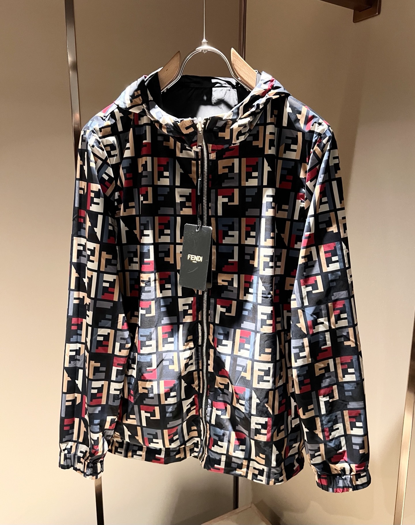 FEN*I 芬*迪 ⚠️双面夹克！2025春夏新款男士夹克外套，意大利原厂订单，FD家族人气单品，代表性