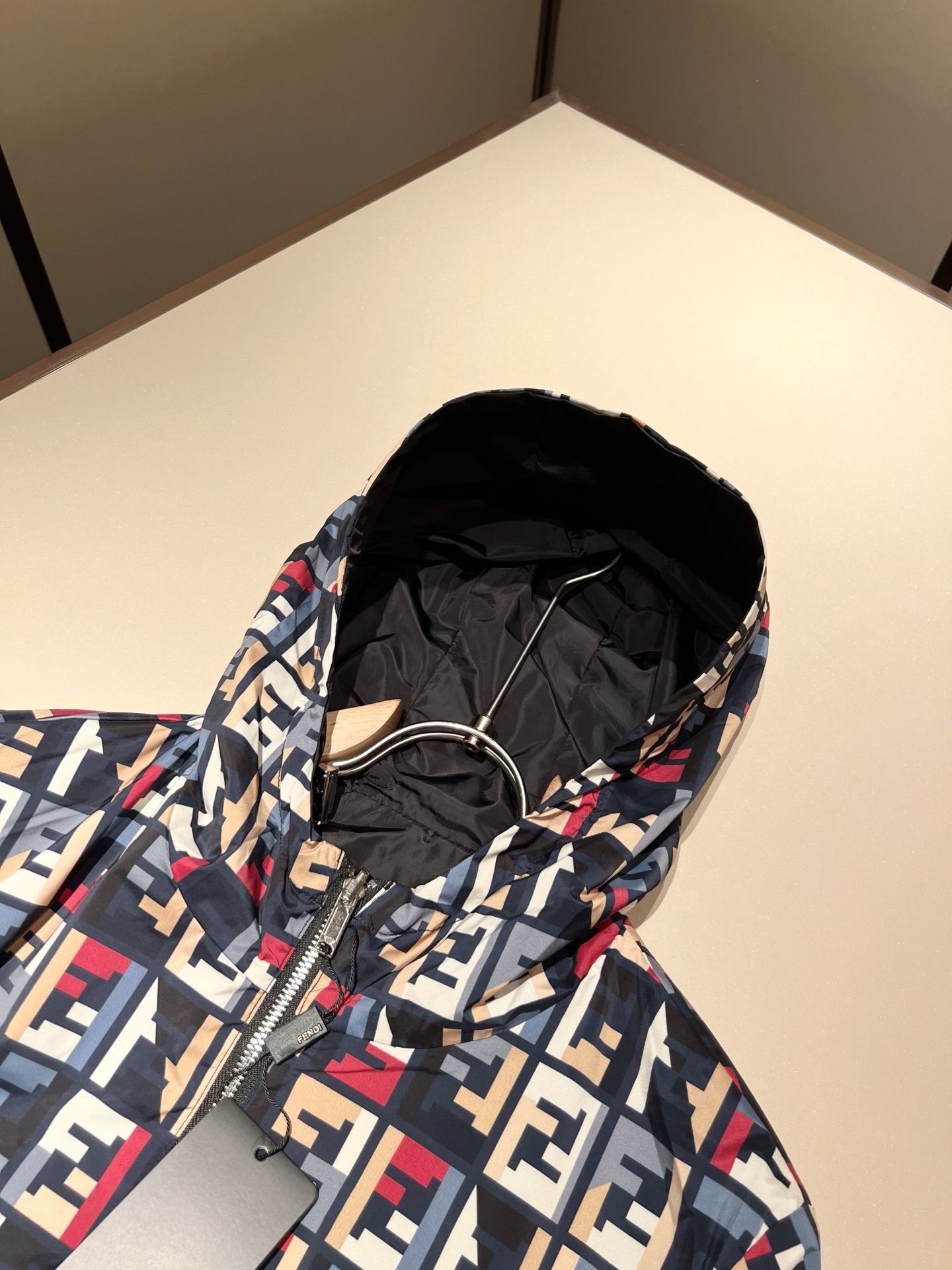 FEN*I 芬*迪 ⚠️双面夹克！2025春夏新款男士夹克外套，意大利原厂订单，FD家族人气单品，代表性