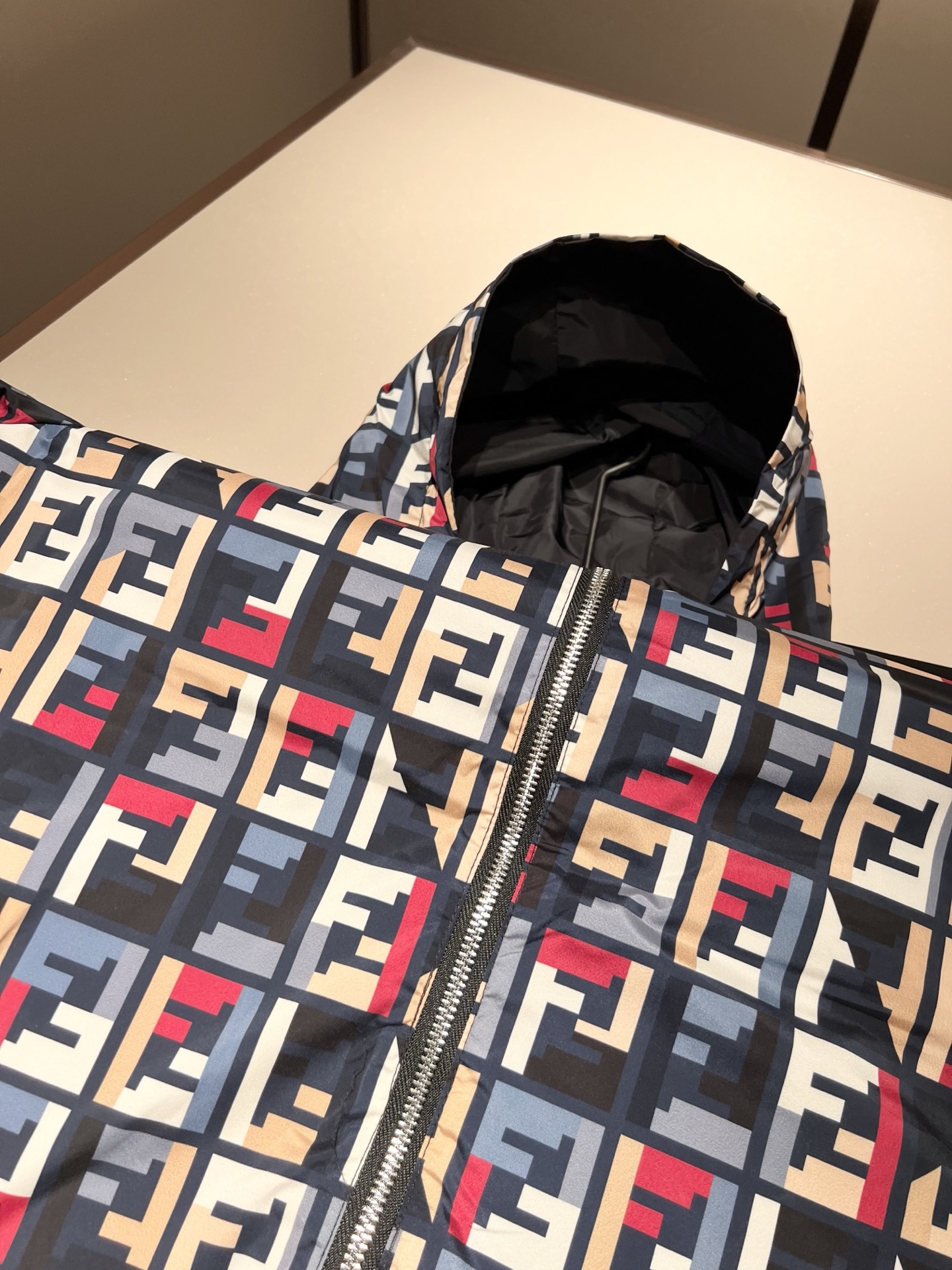 FEN*I 芬*迪 ⚠️双面夹克！2025春夏新款男士夹克外套，意大利原厂订单，FD家族人气单品，代表性
