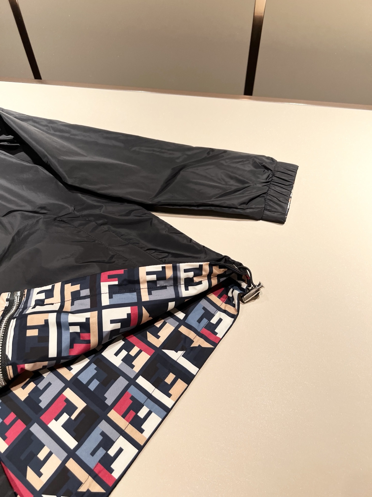 FEN*I 芬*迪 ⚠️双面夹克！2025春夏新款男士夹克外套，意大利原厂订单，FD家族人气单品，代表性