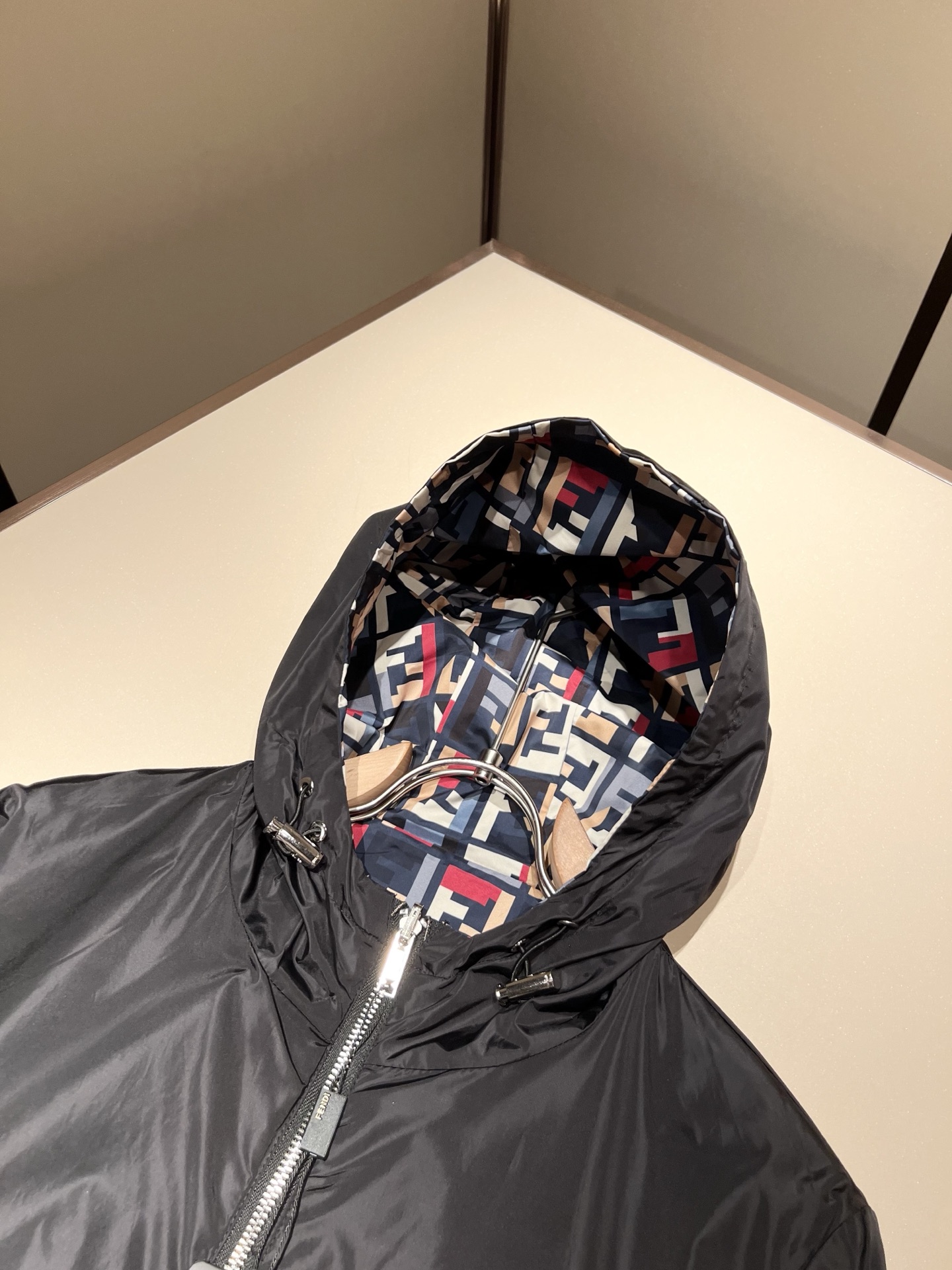 FEN*I 芬*迪 ⚠️双面夹克！2025春夏新款男士夹克外套，意大利原厂订单，FD家族人气单品，代表性