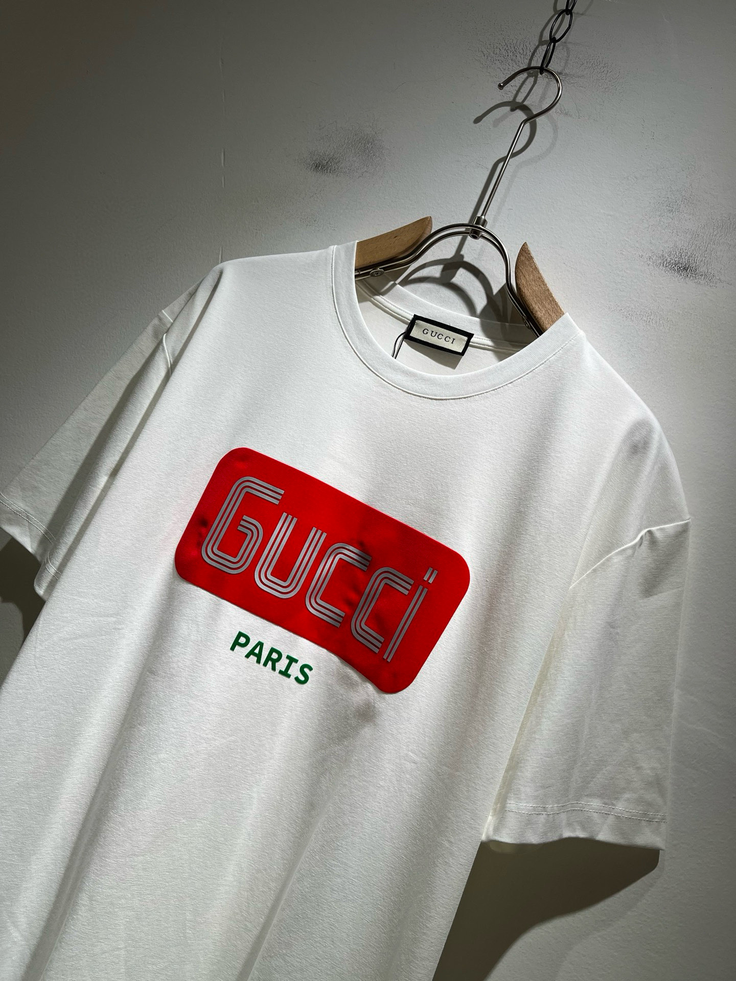 Gucc*古家 2025春夏新款男女同情侣款👫休闲宽松棉质圆领短袖T恤衫！贸易公司渠道稀出，同步官网发售