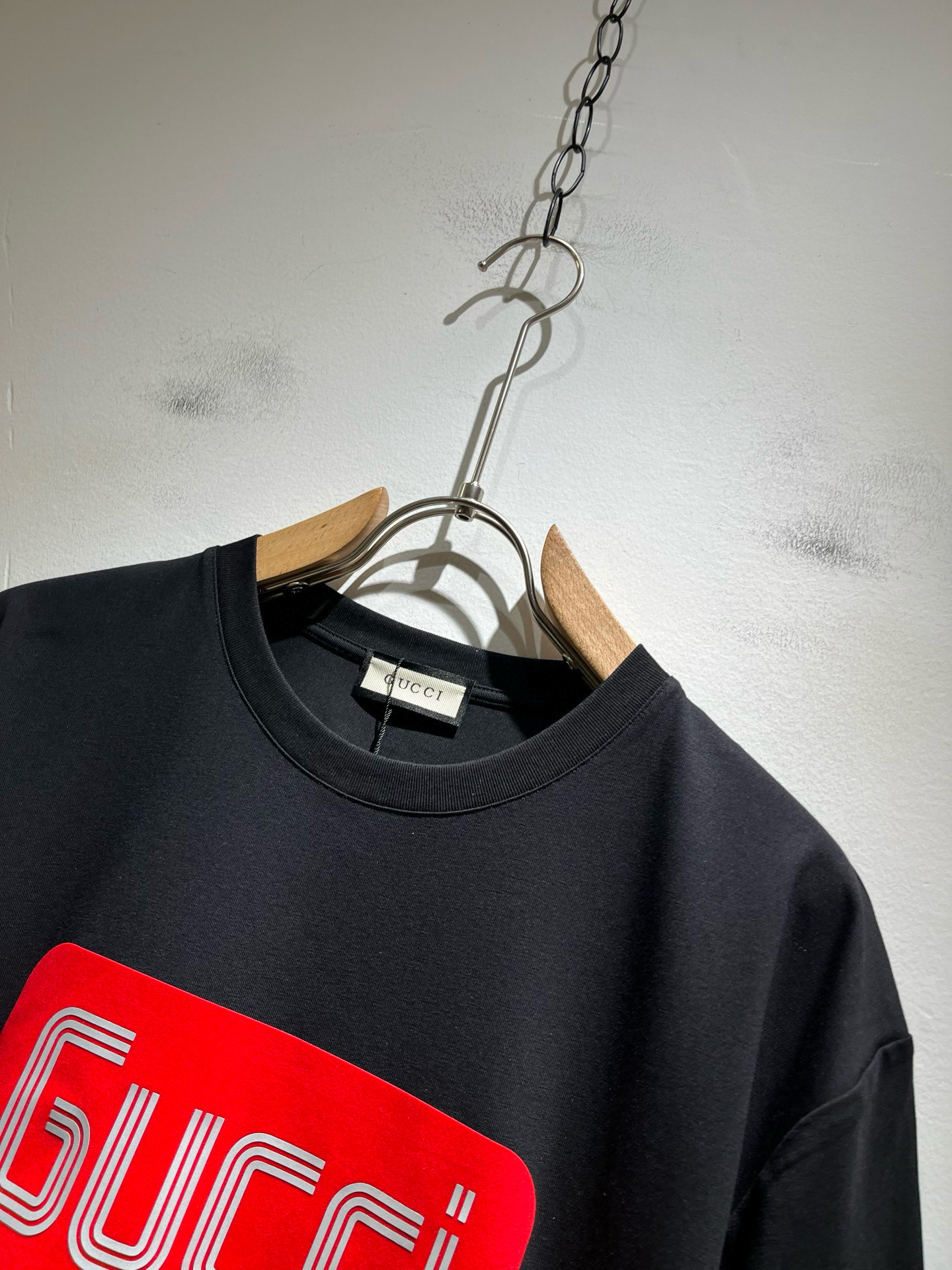 Gucc*古家 2025春夏新款男女同情侣款👫休闲宽松棉质圆领短袖T恤衫！贸易公司渠道稀出，同步官网发售