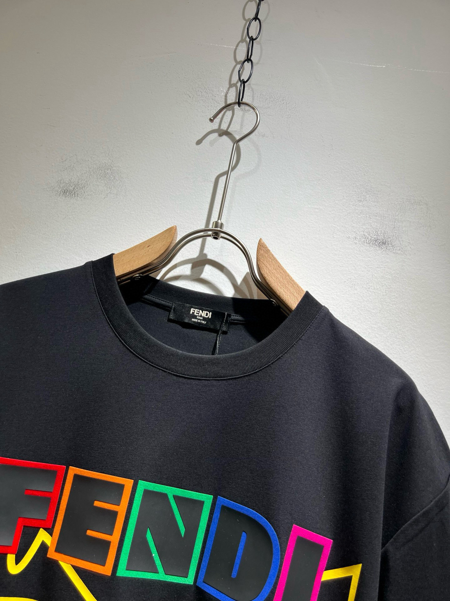 FEN*I 芬*迪2025春夏新款FD家族FF男女同款👫短袖T恤，男女同款👫百搭极简短袖。意大利原厂订单