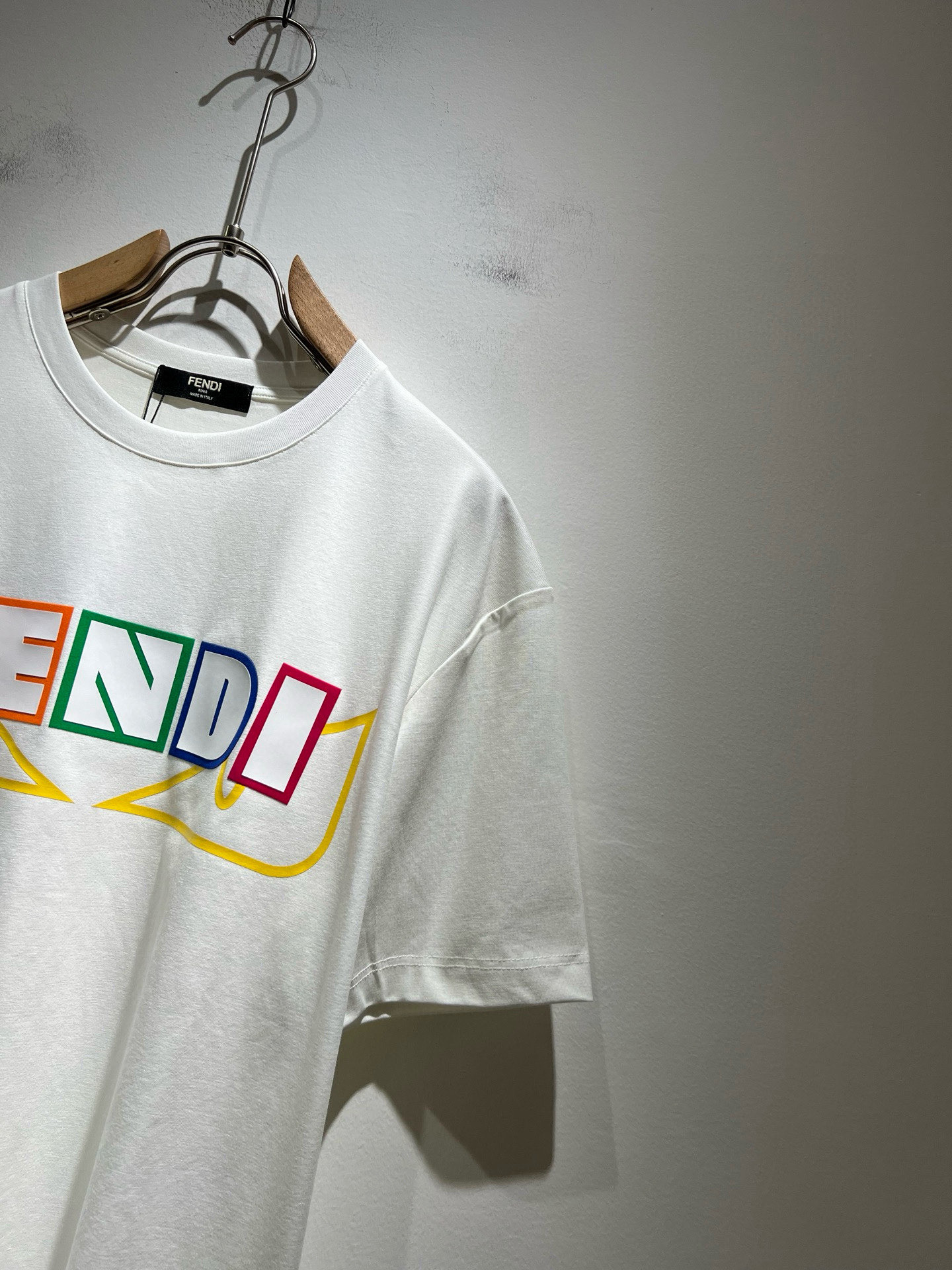 FEN*I 芬*迪2025春夏新款FD家族FF男女同款👫短袖T恤，男女同款👫百搭极简短袖。意大利原厂订单