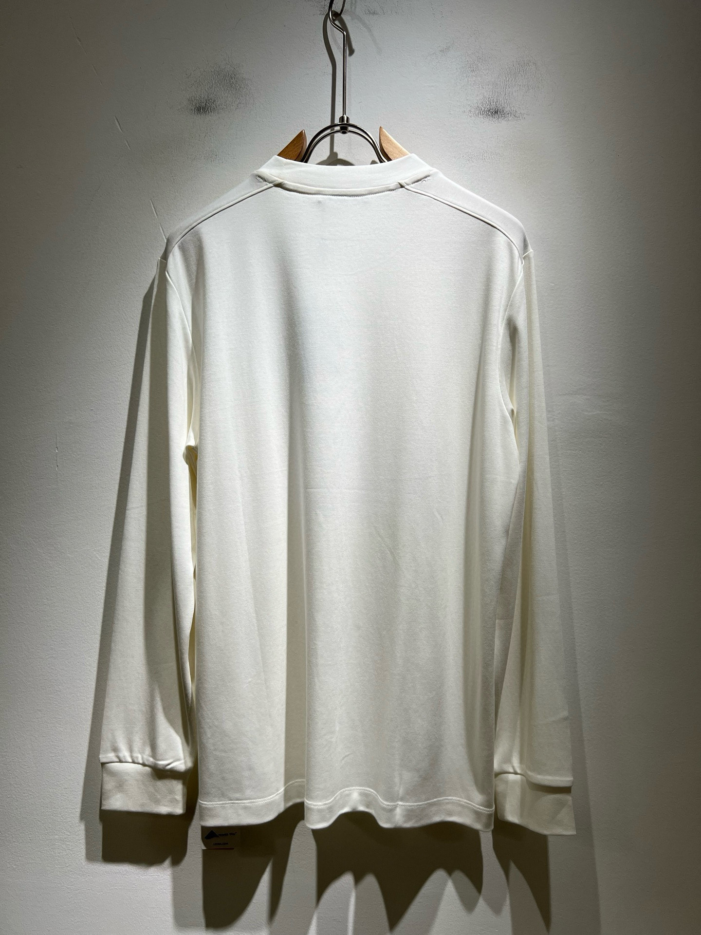 PRAD*A普*达2025秋冬新款男士长袖打底衫，最新款全网独家首上！！~既经典有时尚百搭，谁不爱啊，将