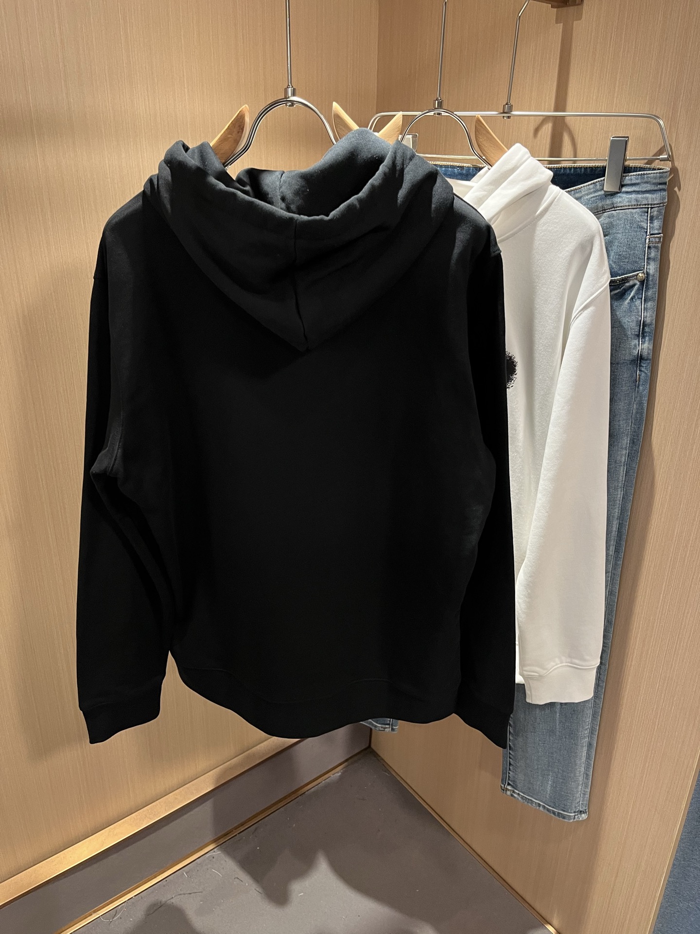 BALENCIA*巴黎*家 2025秋冬最新款连帽百搭卫衣，男女同款👫❤️经典标志图案字母logo图案压