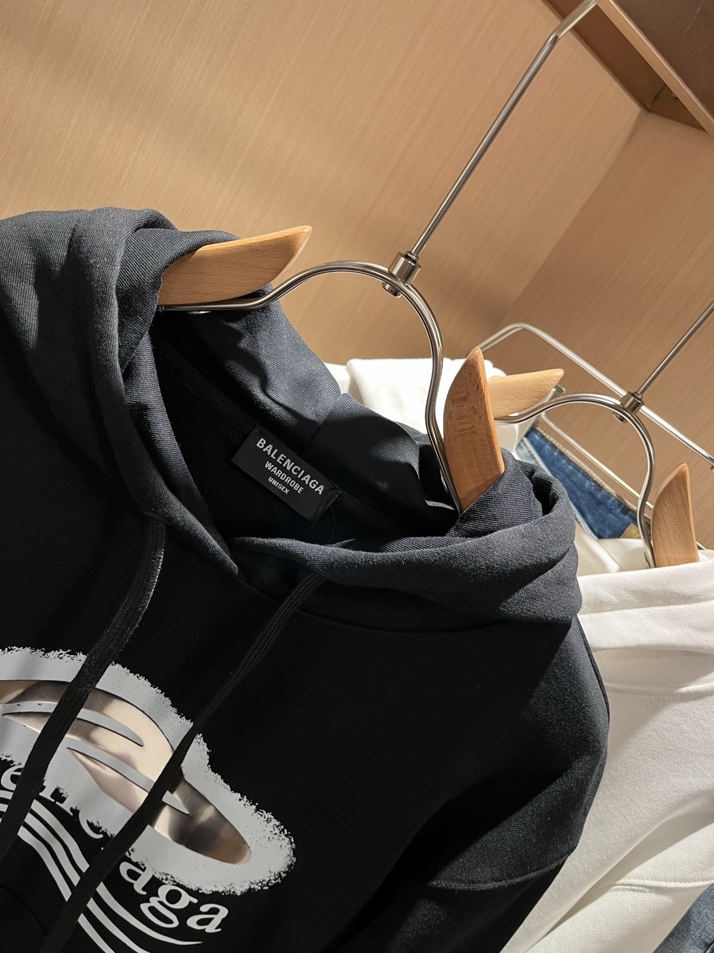 BALENCIA*巴黎*家 2025秋冬最新款连帽百搭卫衣，男女同款👫❤️经典标志图案字母logo图案压