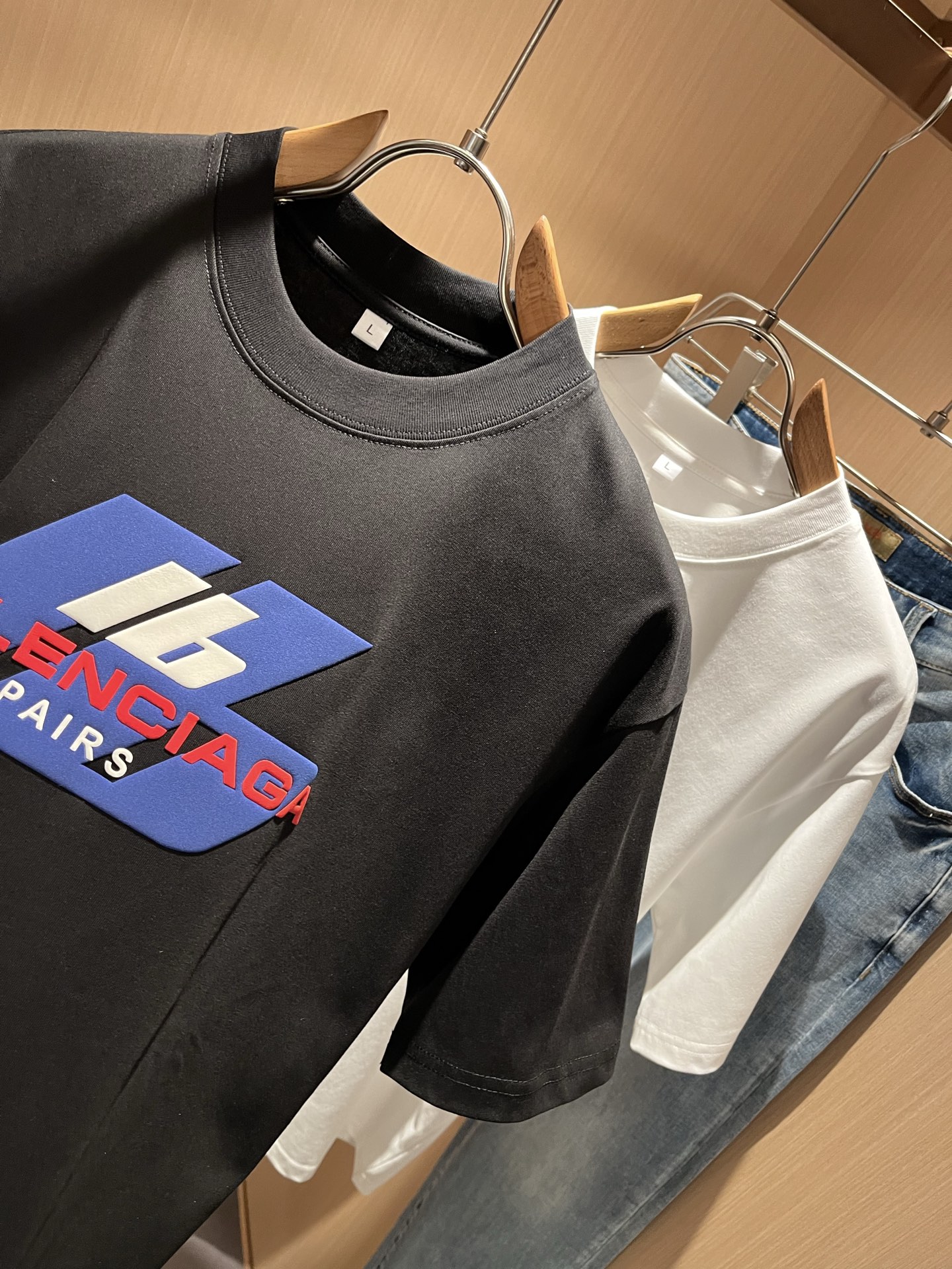 Her*mes爱*仕2025春夏新款男女同款👫短袖T恤，全新升级百搭基础款，低调奢华，品格之选！甄选优质