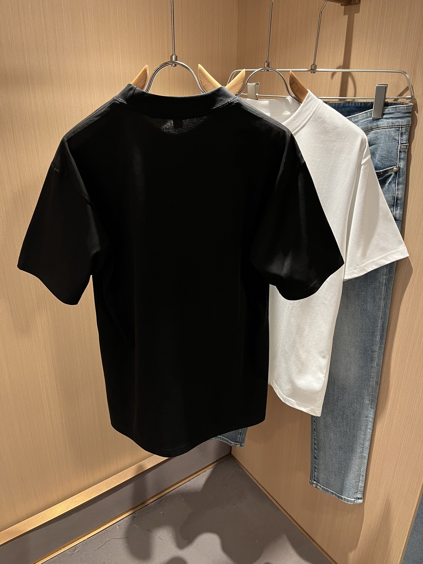 Her*mes爱*仕2025春夏新款男女同款👫短袖T恤，全新升级百搭基础款，低调奢华，品格之选！甄选优质