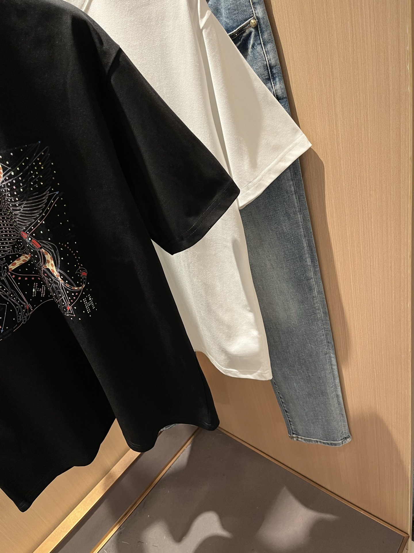 Her*mes爱*仕2025春夏新款男女同款👫短袖T恤，全新升级百搭基础款，低调奢华，品格之选！甄选优质