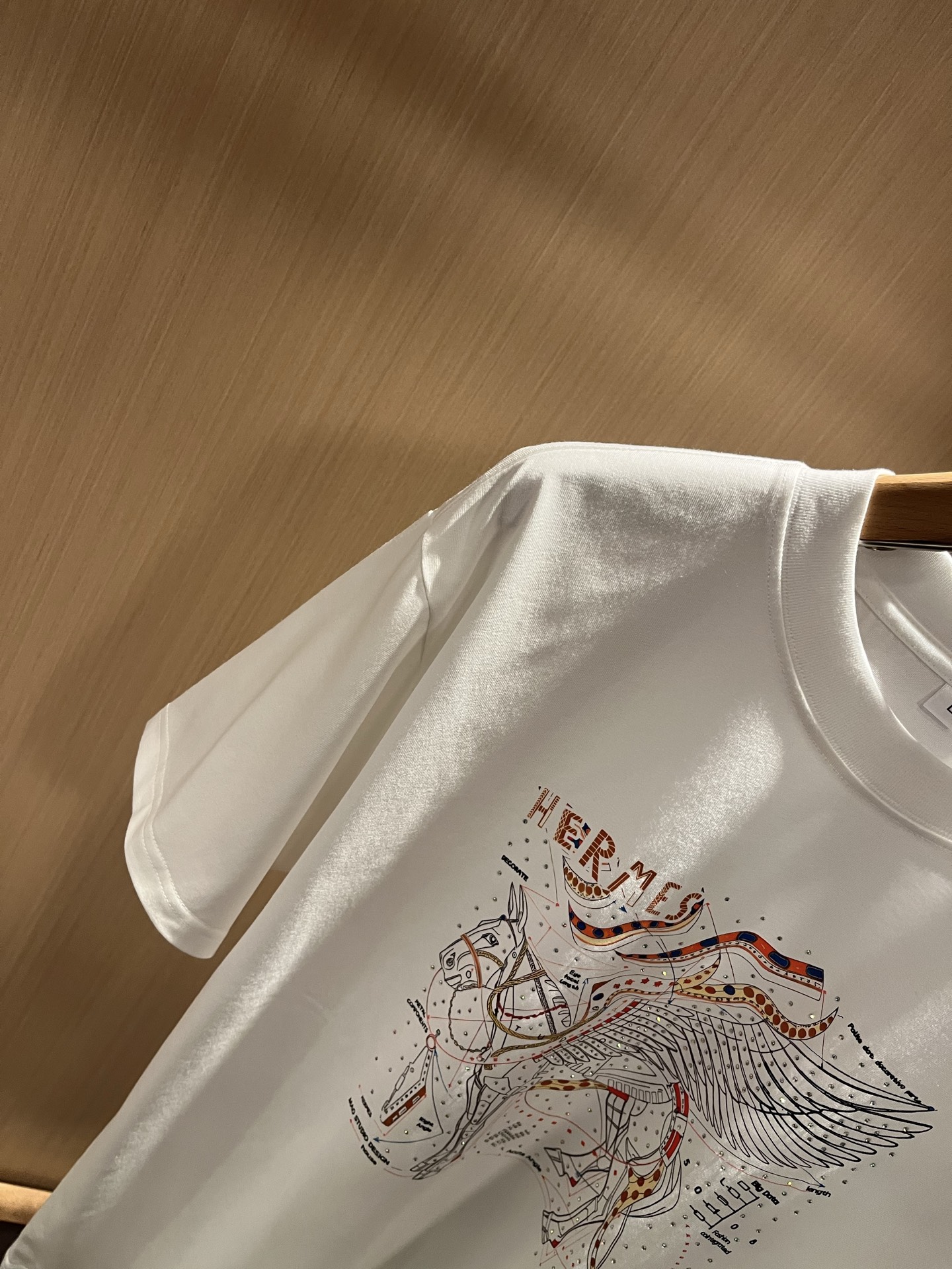 Her*mes爱*仕2025春夏新款男女同款👫短袖T恤，全新升级百搭基础款，低调奢华，品格之选！甄选优质