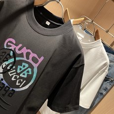 BALENCI*GA巴黎*家 2025春夏新款男女同款👫短袖T恤!走秀图案印花时尚休闲短袖T恤衫!设计l BALENCI*GA巴黎*家 2025春夏新款男女同款👫短袖T恤!走秀图案印花时尚休闲短袖T恤衫!设计l