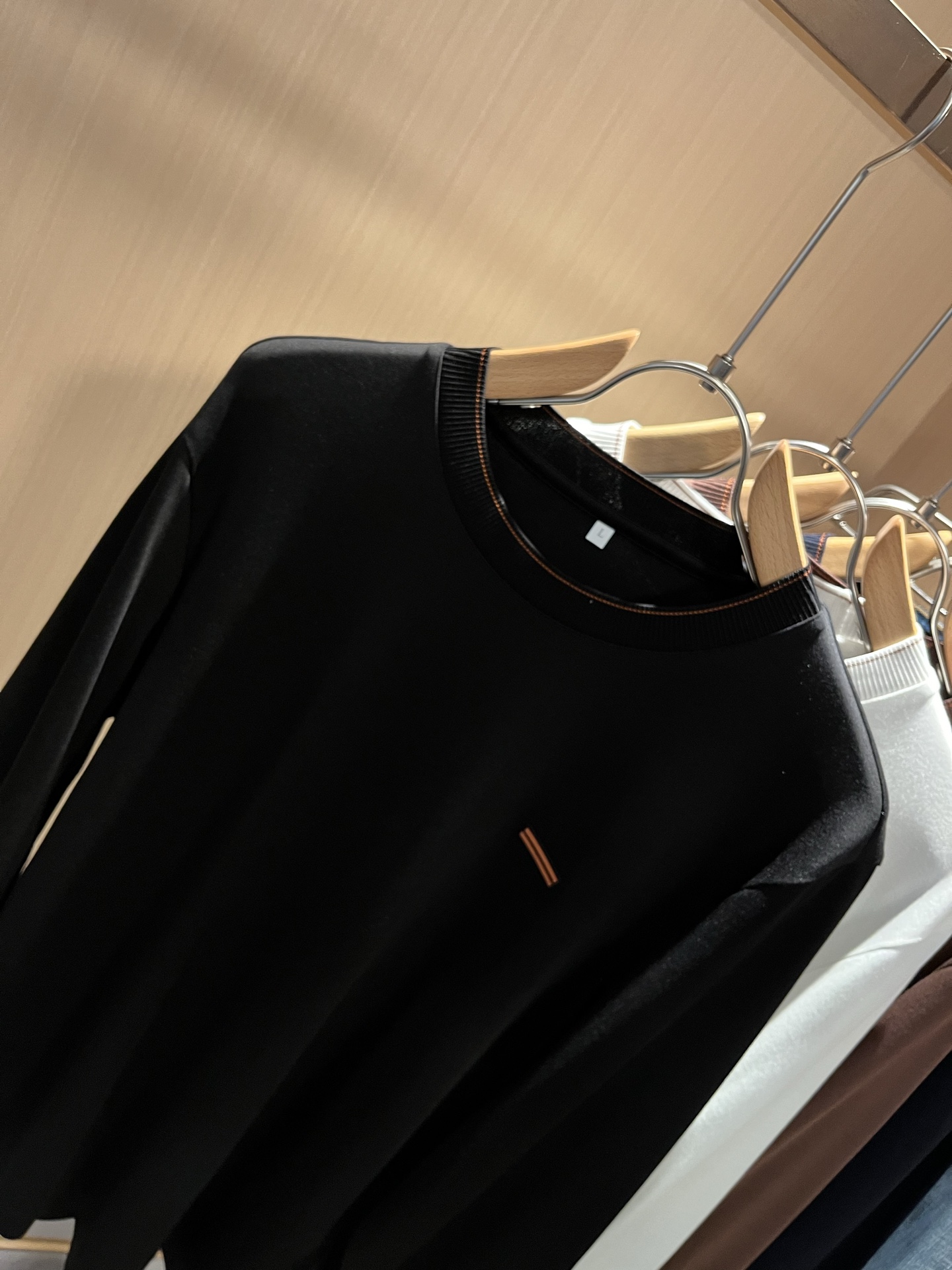 Ermenegildo Zeg*a杰*亚 2025秋冬新品男士长袖休闲打底衫，外贸公司订单！是杰尼亚经典