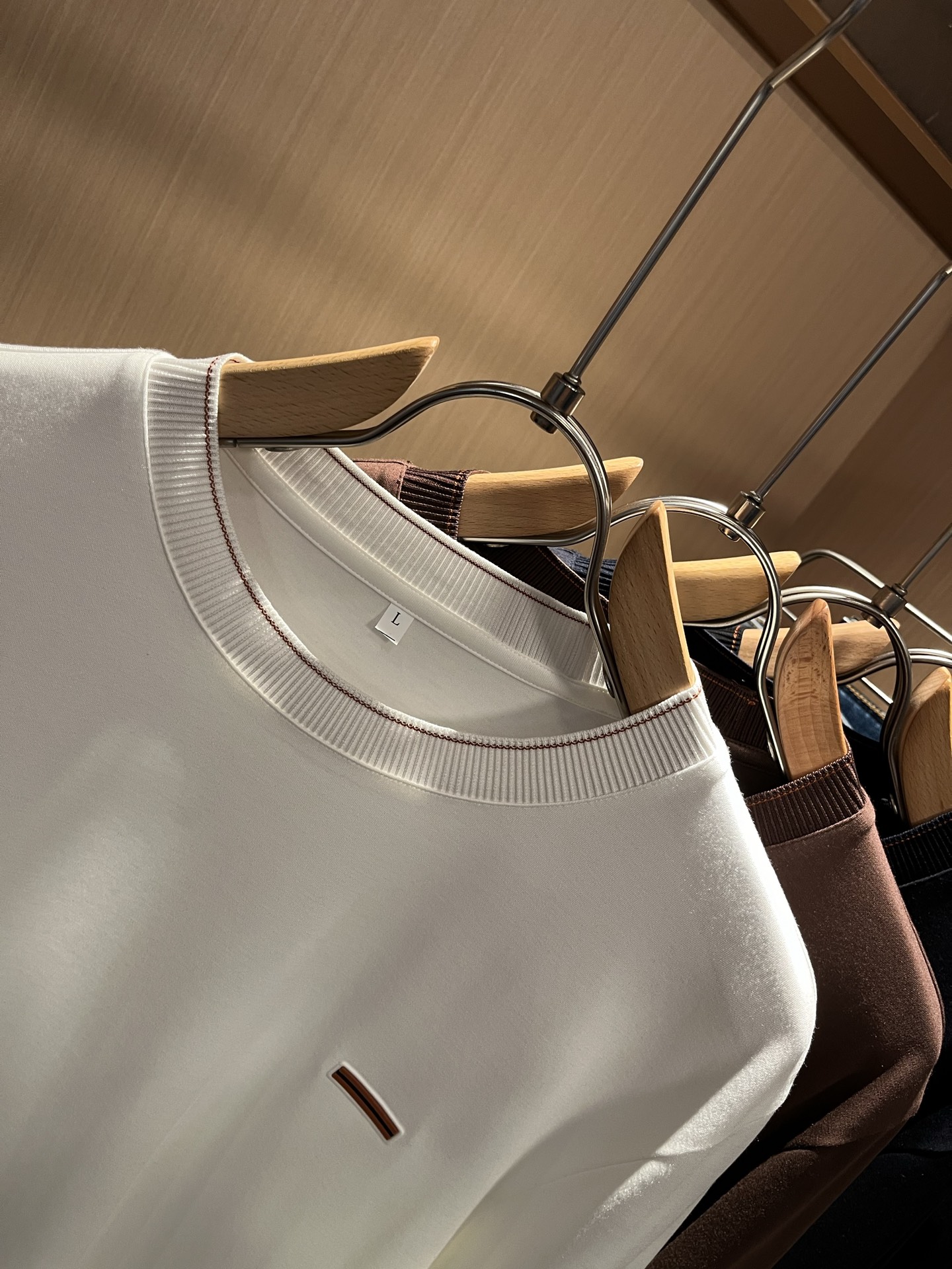 Ermenegildo Zeg*a杰*亚 2025秋冬新品男士长袖休闲打底衫，外贸公司订单！是杰尼亚经典