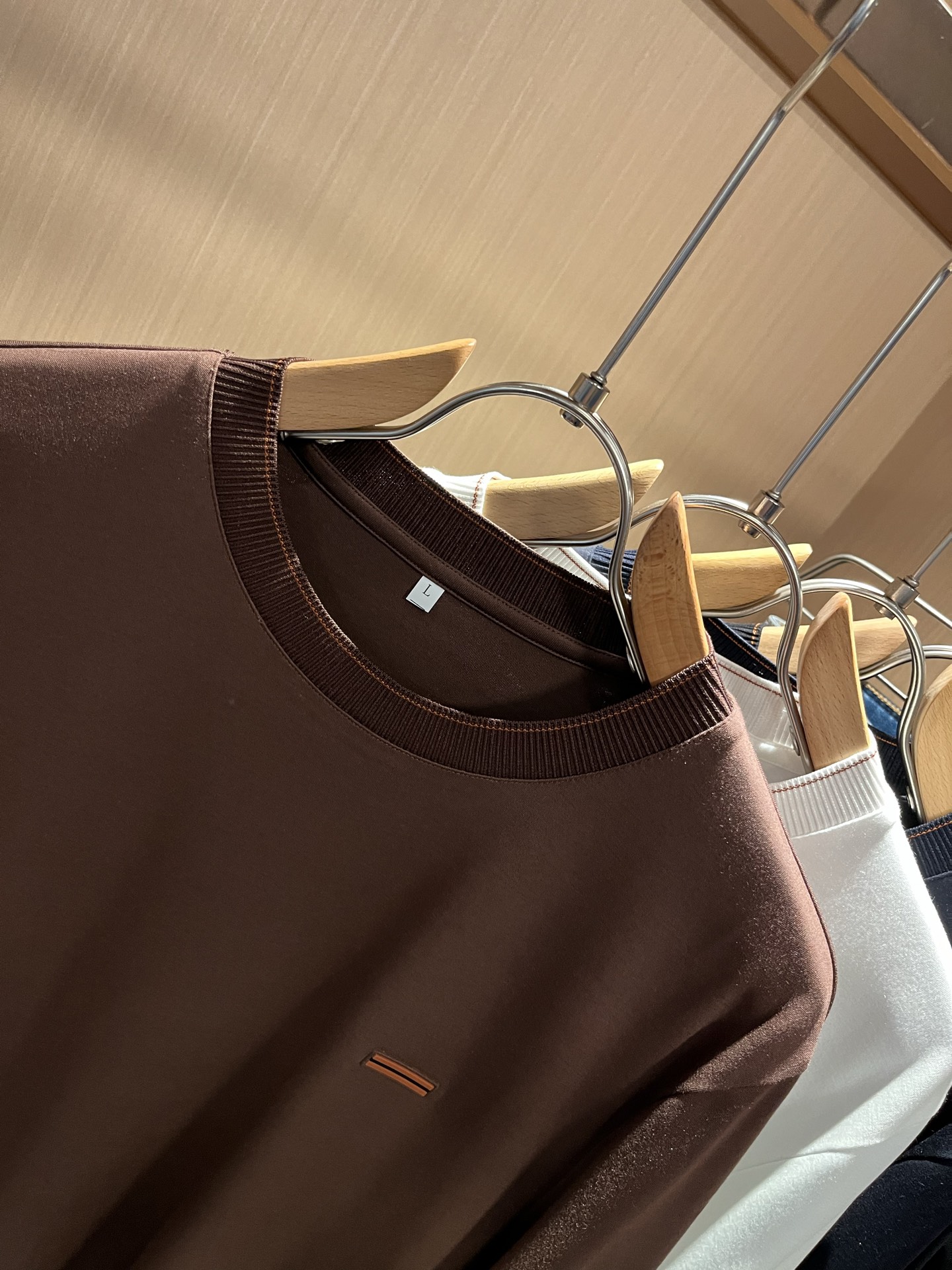 Ermenegildo Zeg*a杰*亚 2025秋冬新品男士长袖休闲打底衫，外贸公司订单！是杰尼亚经典