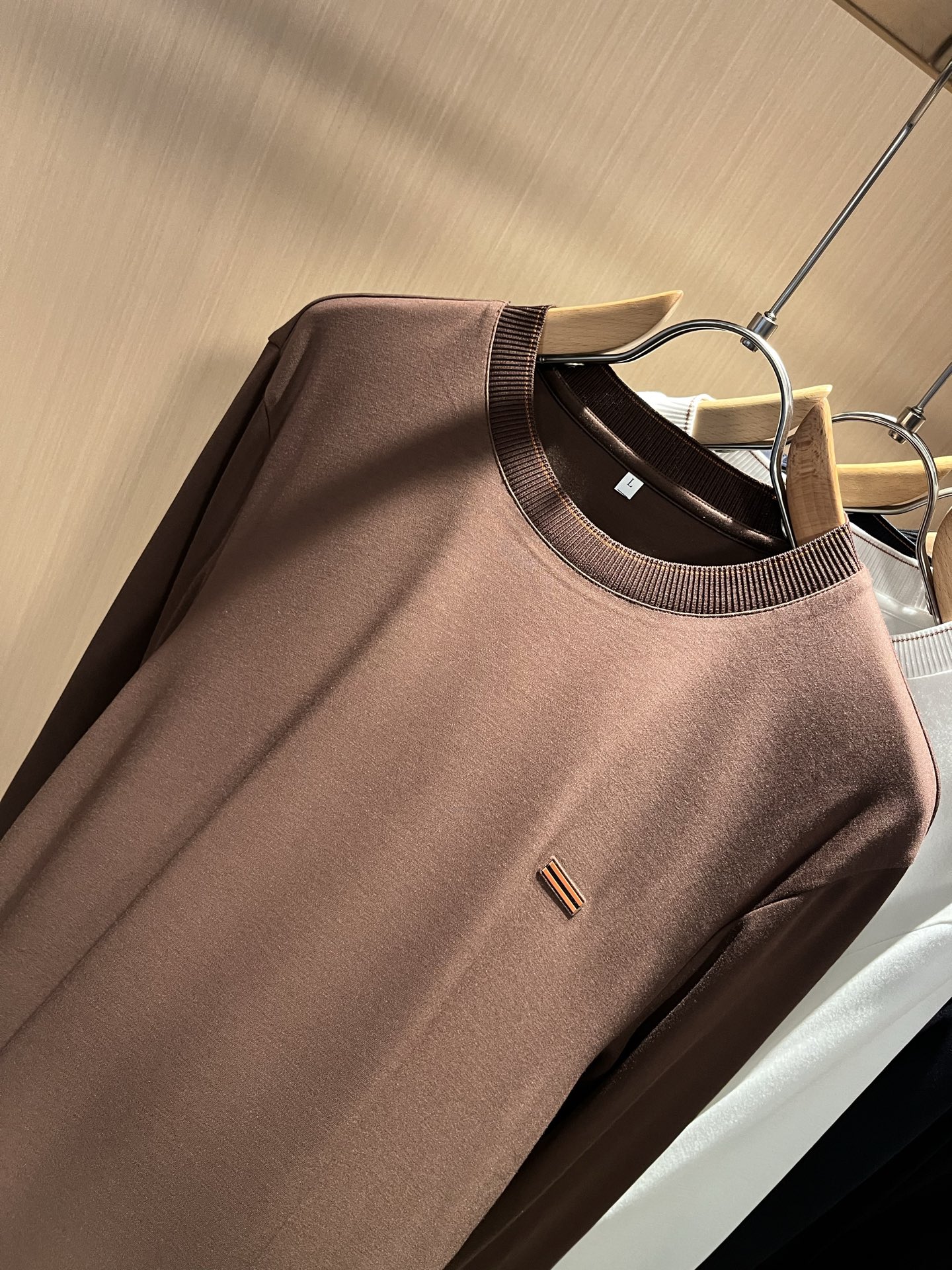 Ermenegildo Zeg*a杰*亚 2025秋冬新品男士长袖休闲打底衫，外贸公司订单！是杰尼亚经典