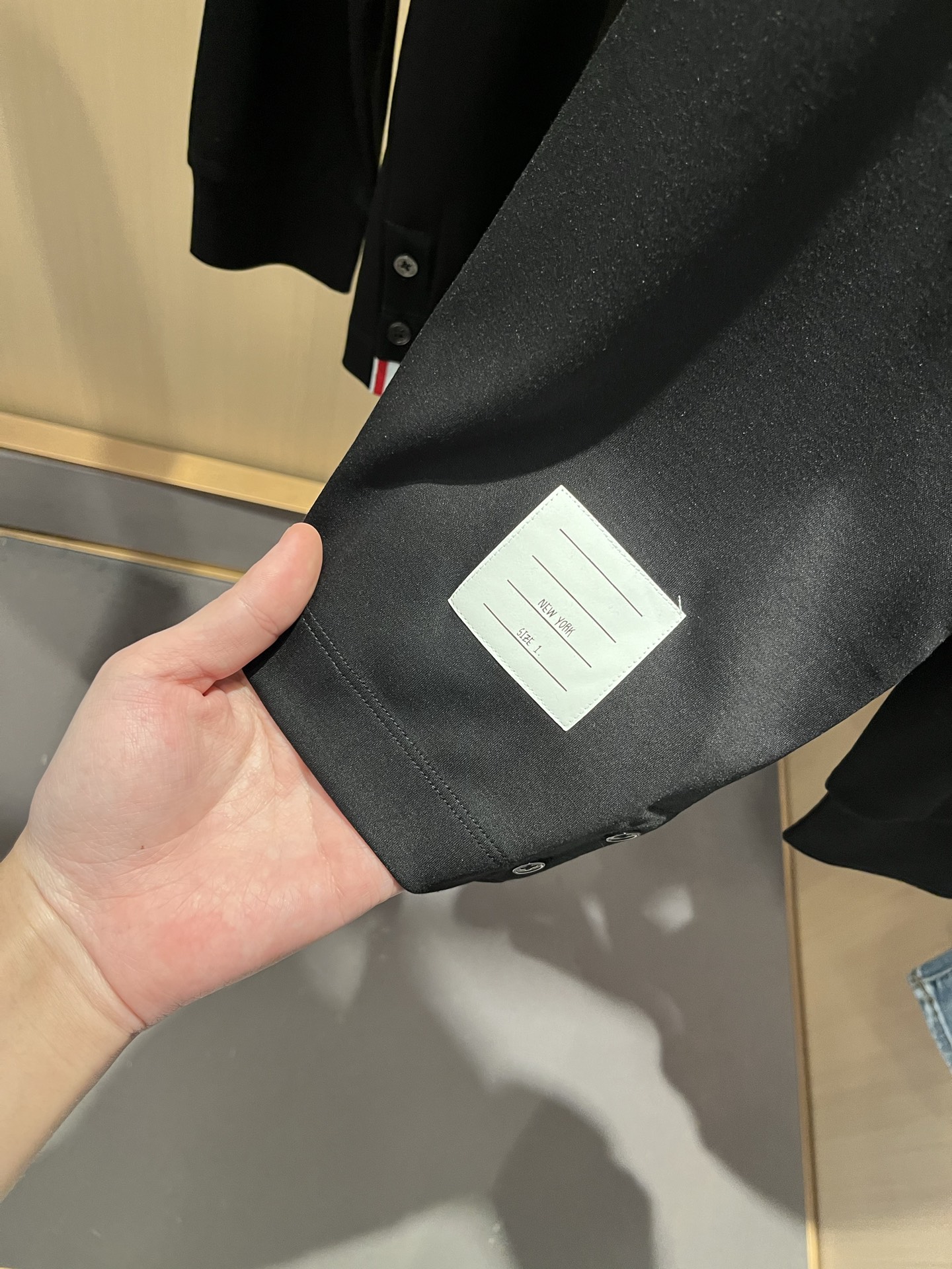 ThomBrow*e汤姆*朗 ~2025秋冬新品！官网同步有售，休闲经典打底衫，独特设计魅力，非常高端，