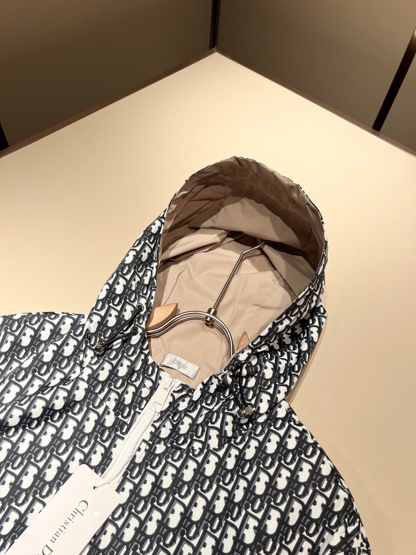 Dio*r迪*奥2025秋冬男士夹克外套，最新时尚休闲夹克，贸易公司渠道稀出，同步官网发售，衣身logo