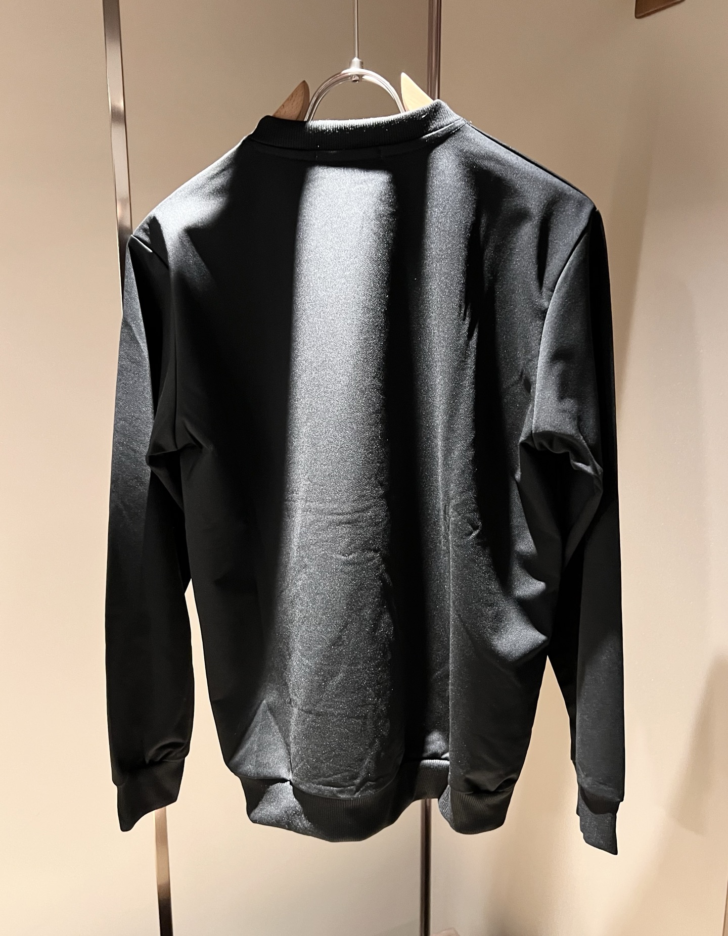 PRAD*A普*达2025秋冬新款男女同款👫长袖卫衣，最新款全网独家首上！！~既经典有时尚百搭，谁不爱啊