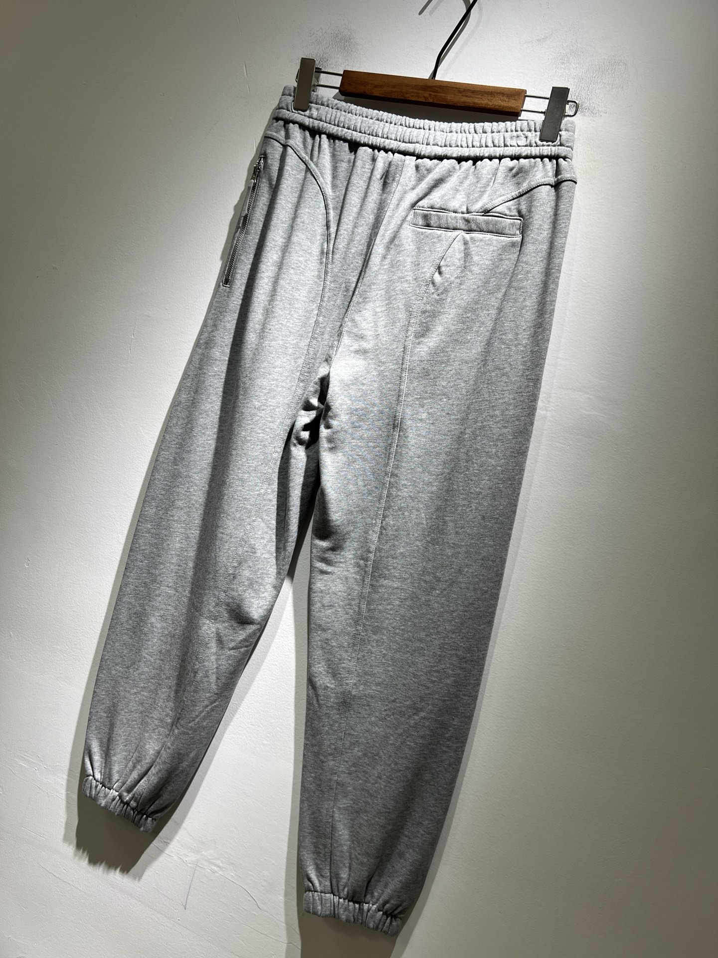 ARCTER*X始*祖鸟 2025秋冬新款休闲运动风格休闲裤，户外品牌可能大家第一想到的就是加拿大鹅、始