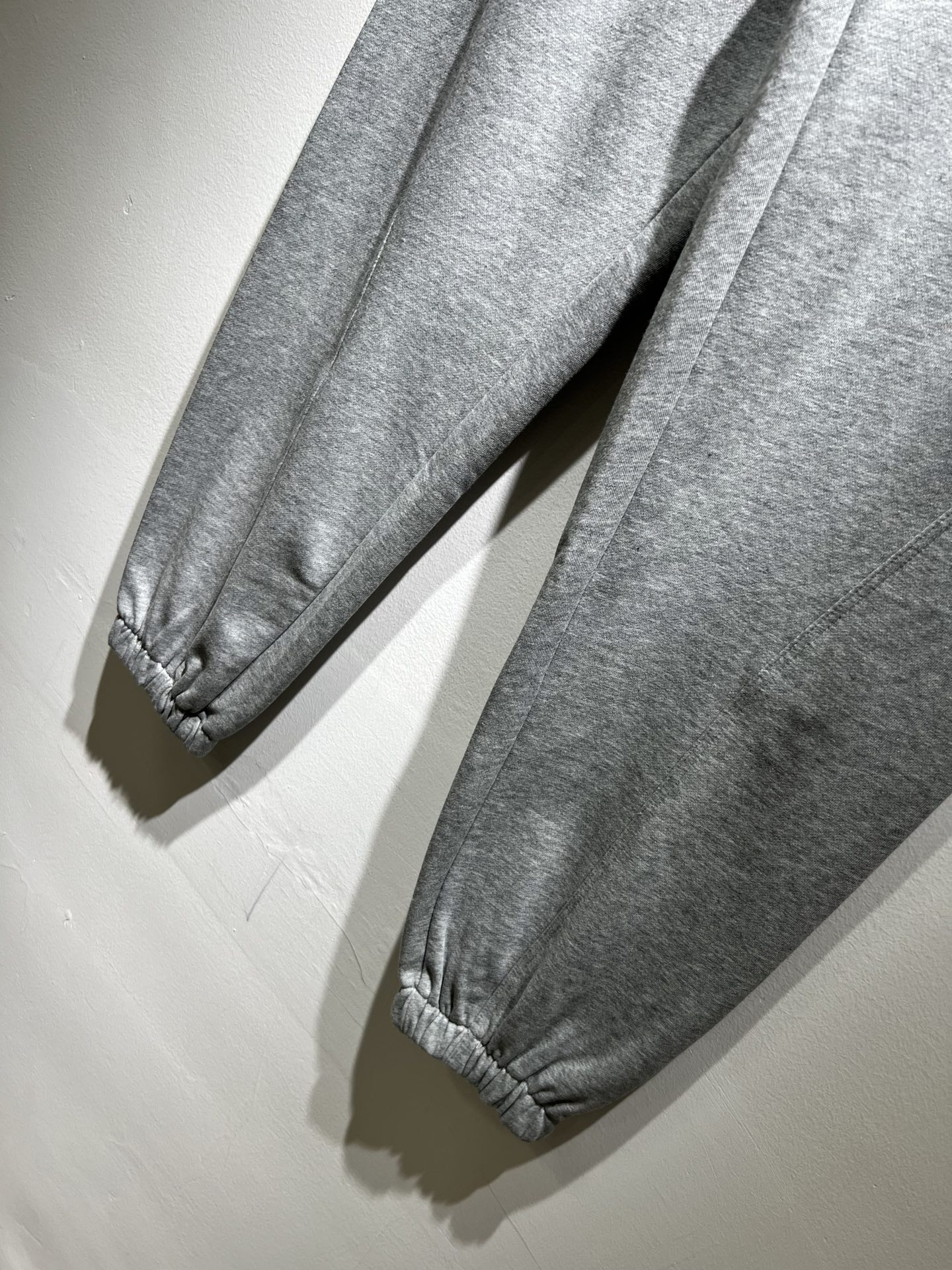 ARCTER*X始*祖鸟 2025秋冬新款休闲运动风格休闲裤，户外品牌可能大家第一想到的就是加拿大鹅、始