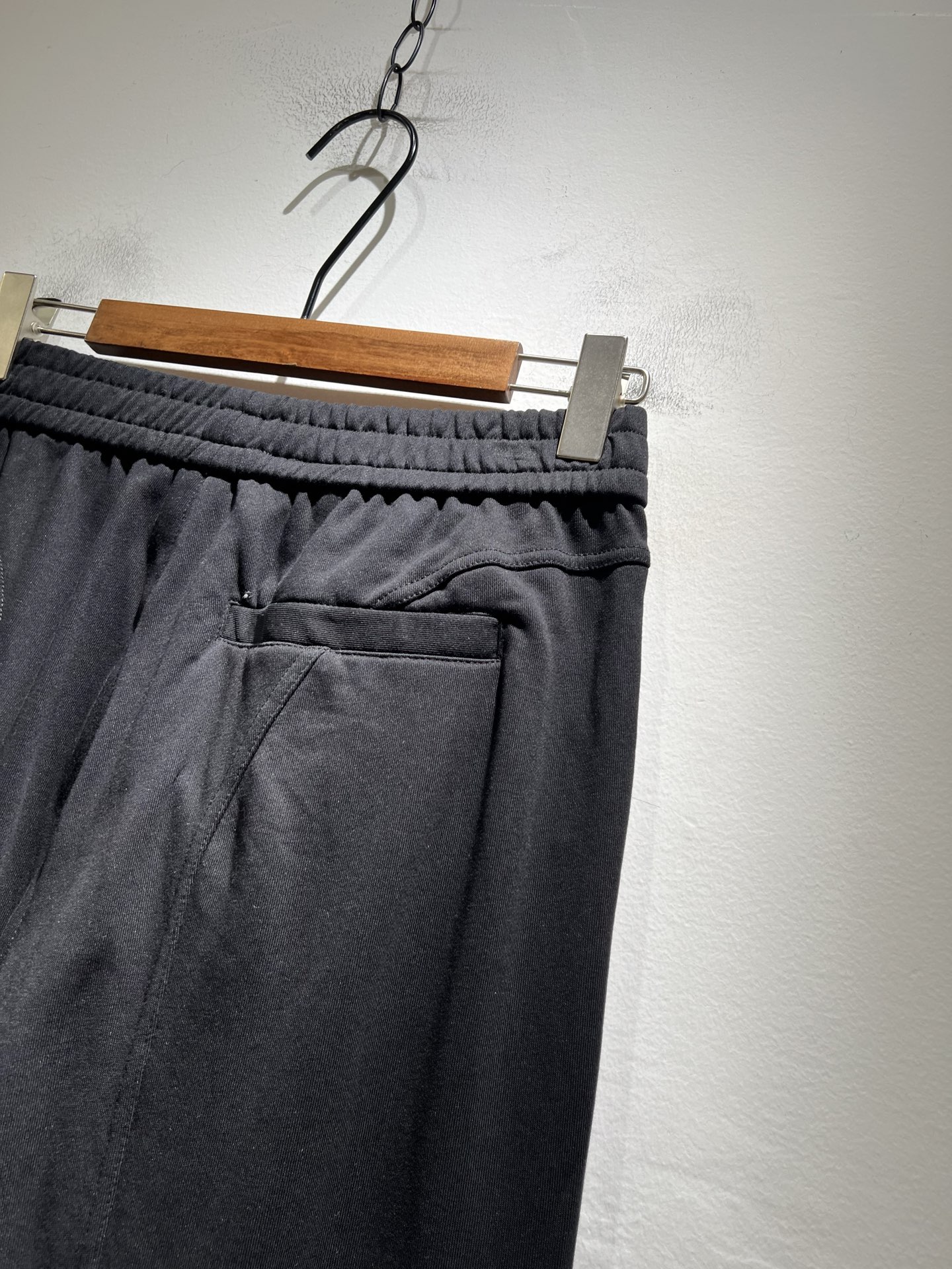 ARCTER*X始*祖鸟 2025秋冬新款休闲运动风格休闲裤，户外品牌可能大家第一想到的就是加拿大鹅、始