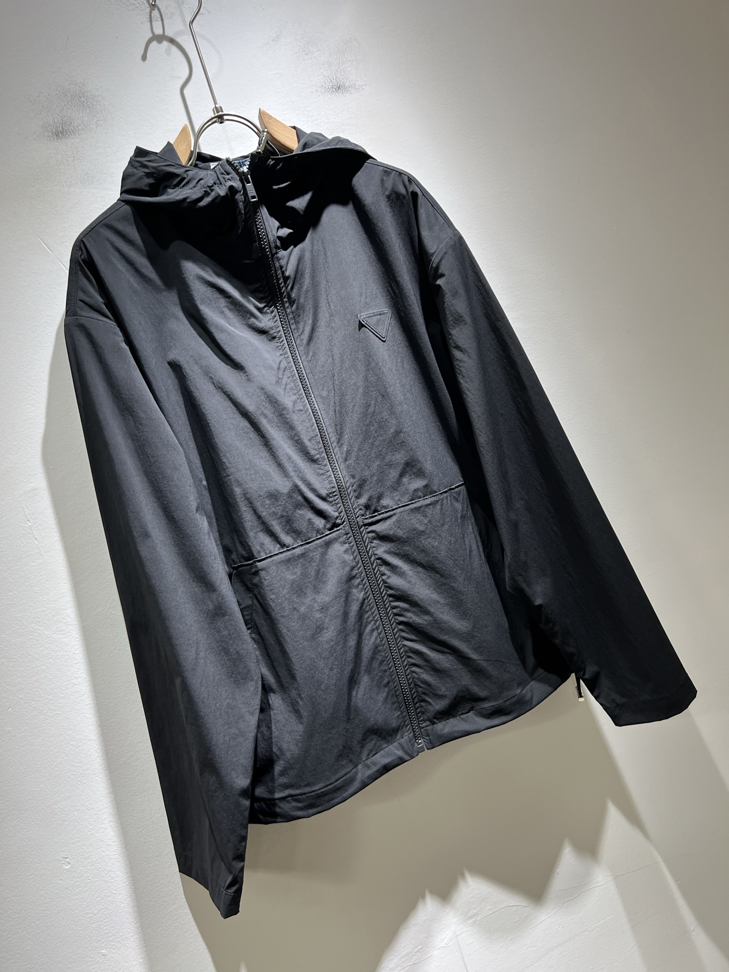 PRAD*A普*达2025秋冬休闲夹克外套，最新时尚休闲拉链夹克，时尚夹克外套!贸易公司渠道稀出，同步官