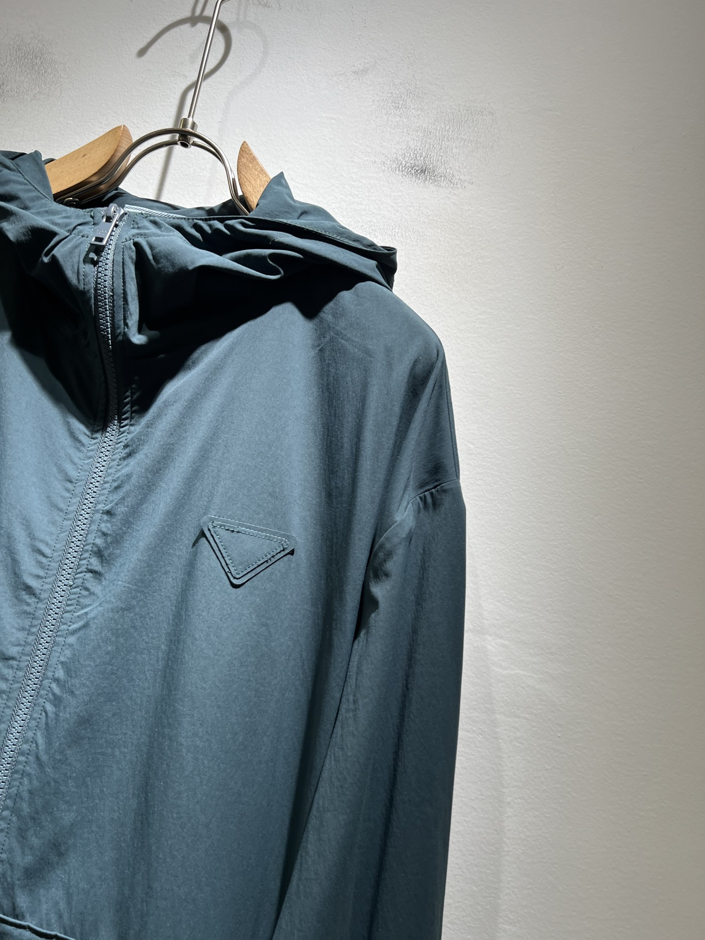 PRAD*A普*达2025秋冬休闲夹克外套，最新时尚休闲拉链夹克，时尚夹克外套!贸易公司渠道稀出，同步官