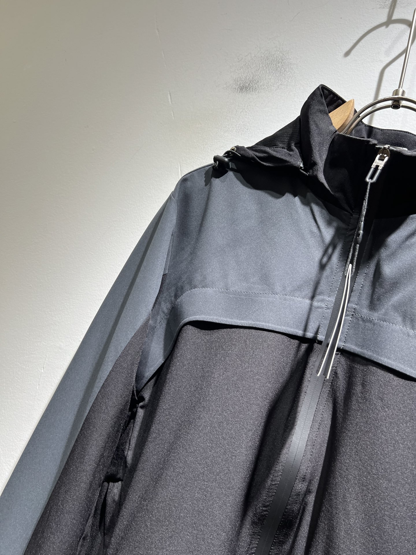 ARCTER*X始*祖鸟 2025秋冬新款男女同款👫夹克外套，户外品牌可能大家第一想到的就是加拿大鹅、始