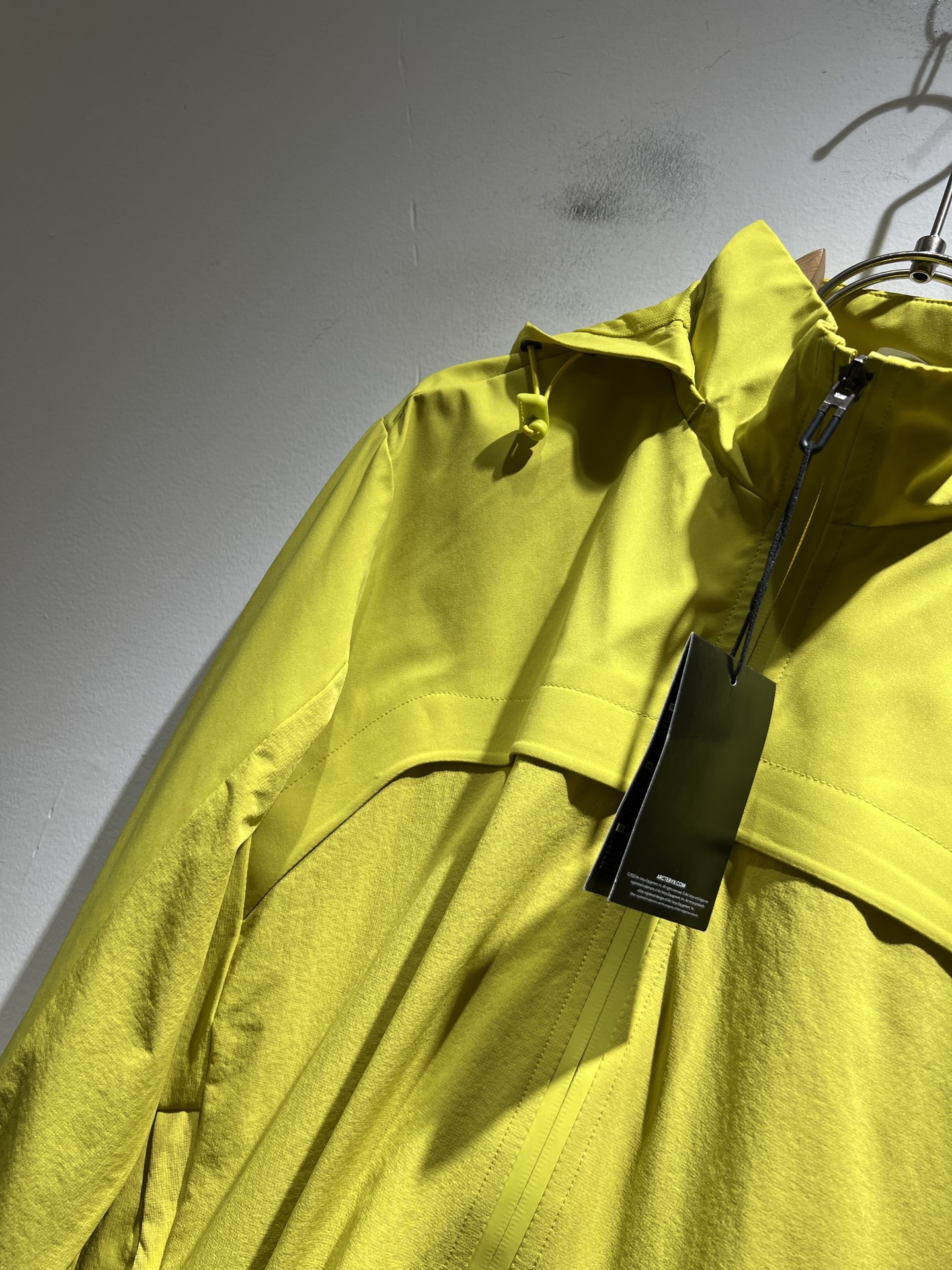 ARCTER*X始*祖鸟 2025秋冬新款男女同款👫夹克外套，户外品牌可能大家第一想到的就是加拿大鹅、始