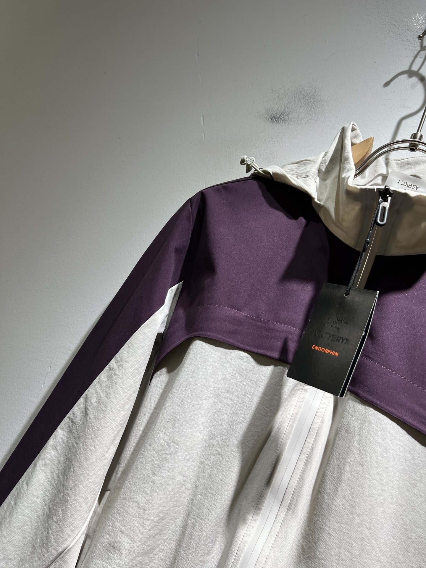 ARCTER*X始*祖鸟 2025秋冬新款男女同款👫夹克外套，户外品牌可能大家第一想到的就是加拿大鹅、始